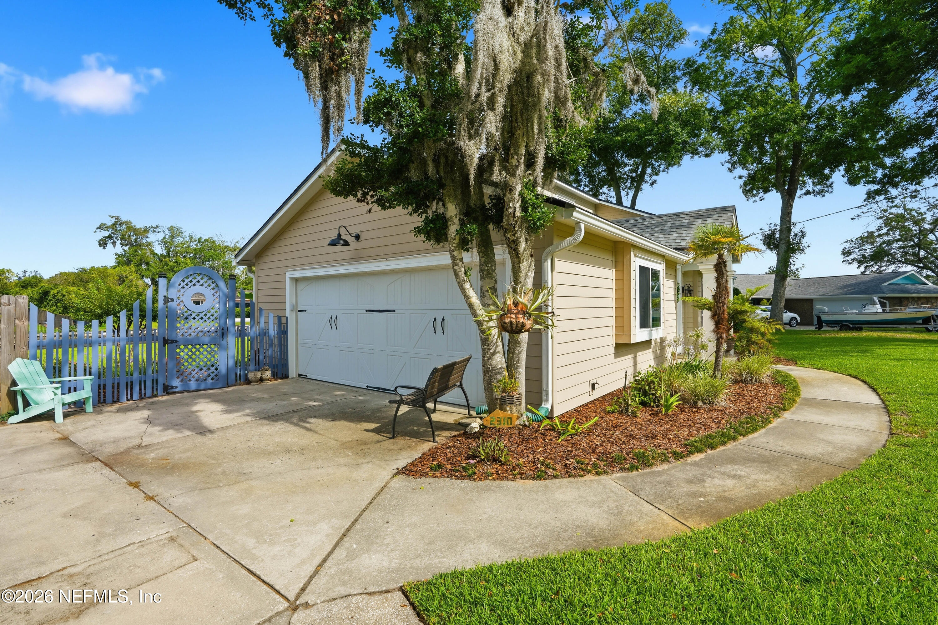 2310 SHIPWRECK Circle W