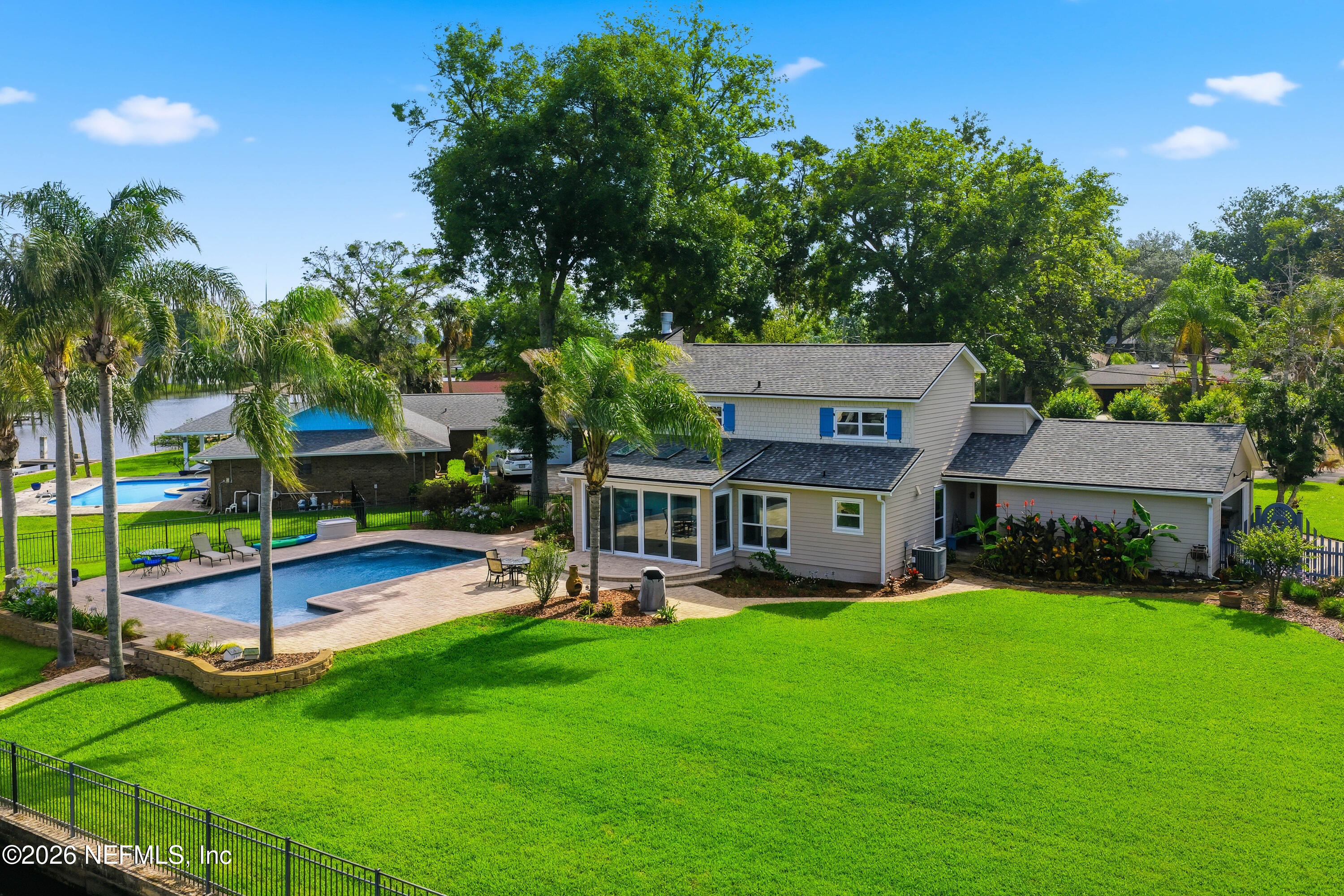 2310 SHIPWRECK Circle W
