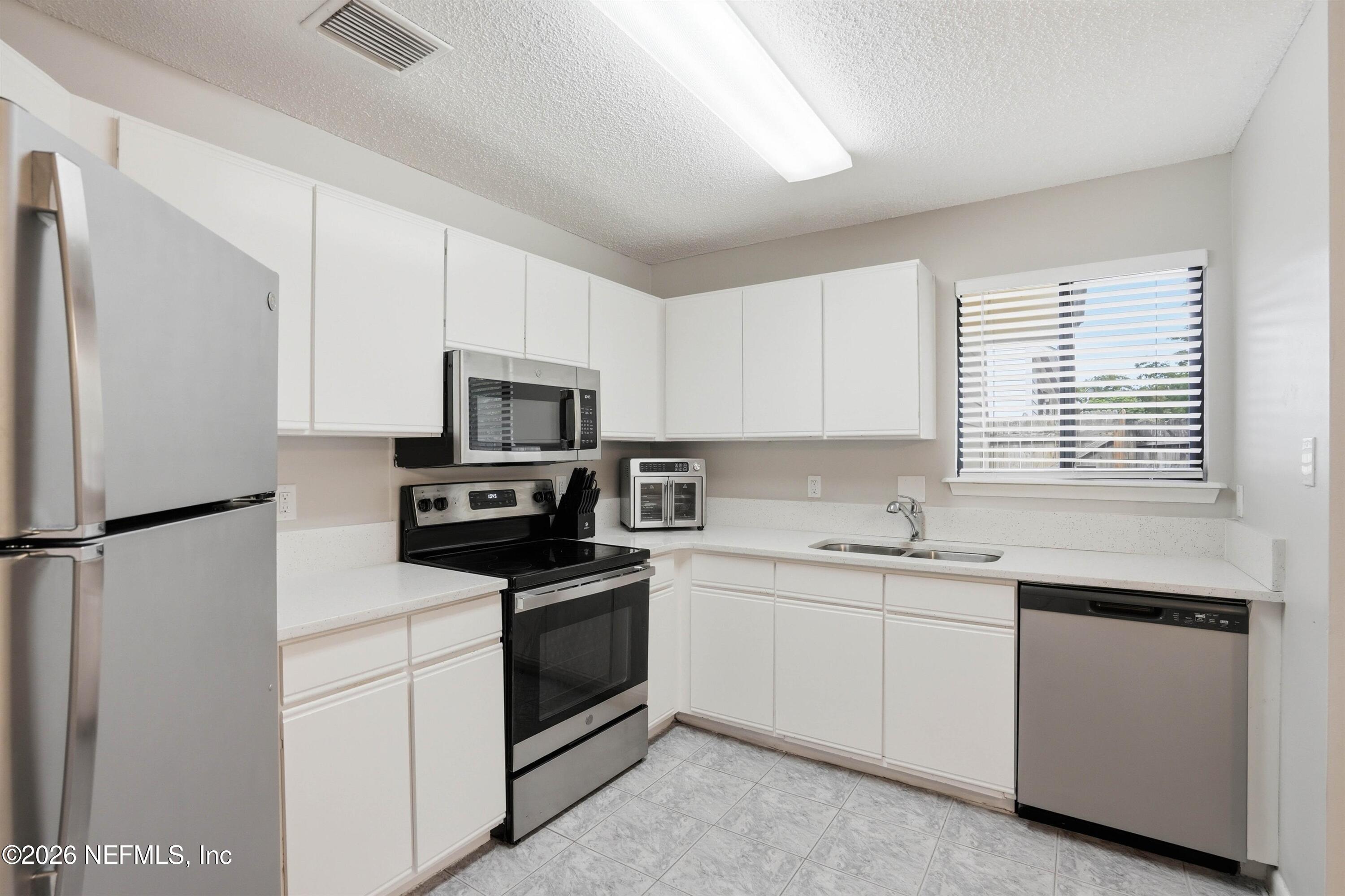 8133 MORRISTOWN Trail