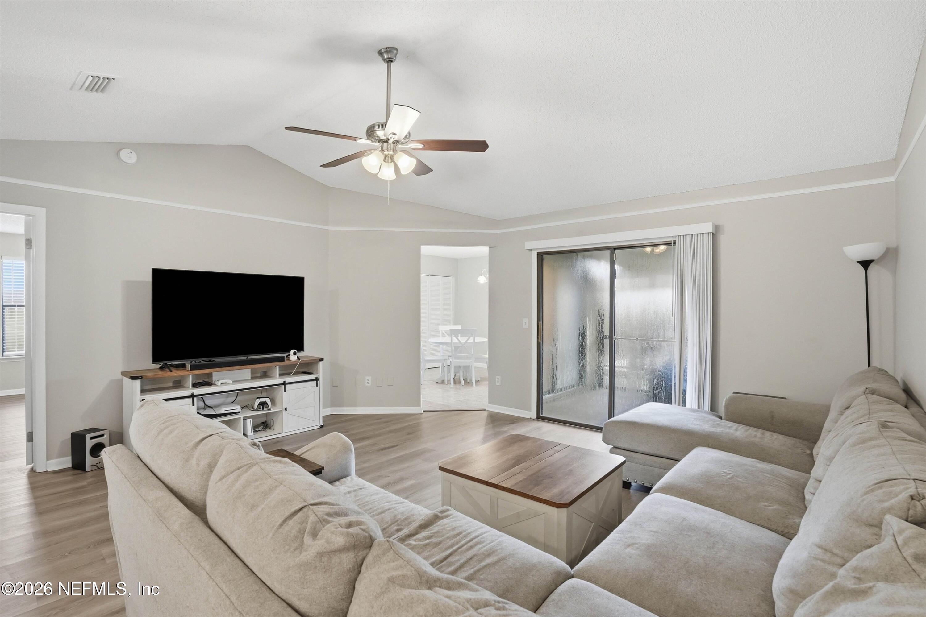 8133 MORRISTOWN Trail