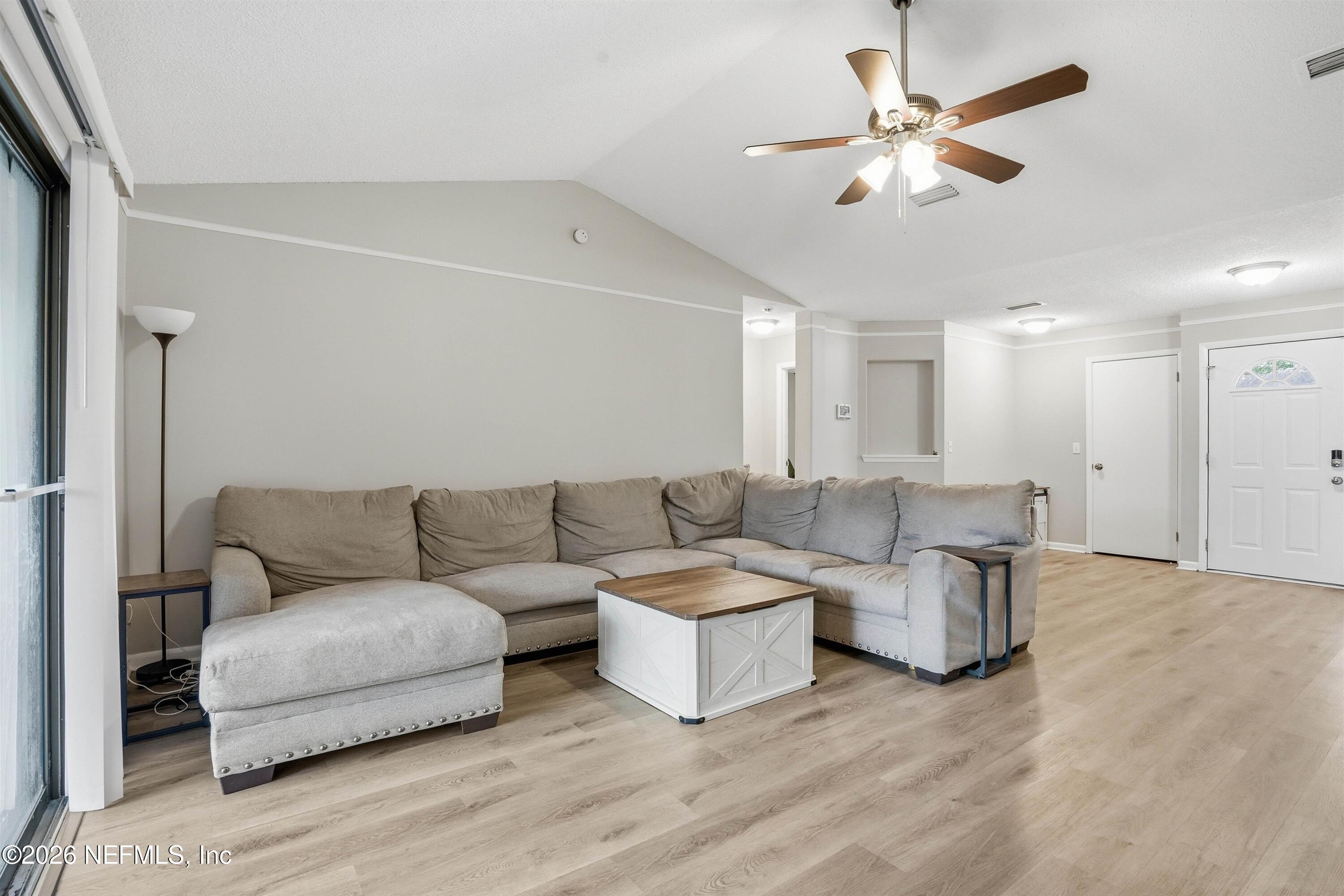 8133 MORRISTOWN Trail