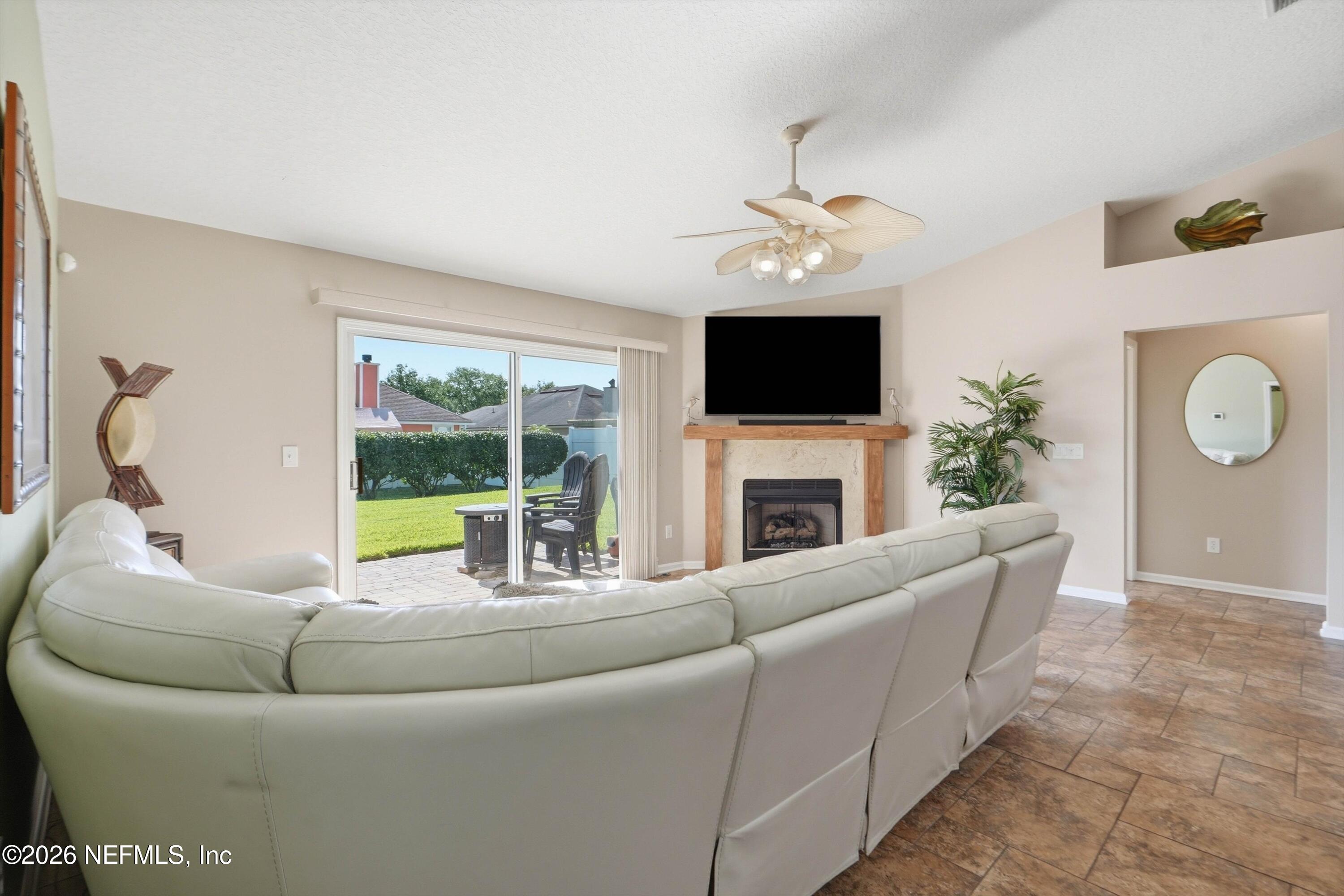 2515 BENTSHIRE Drive