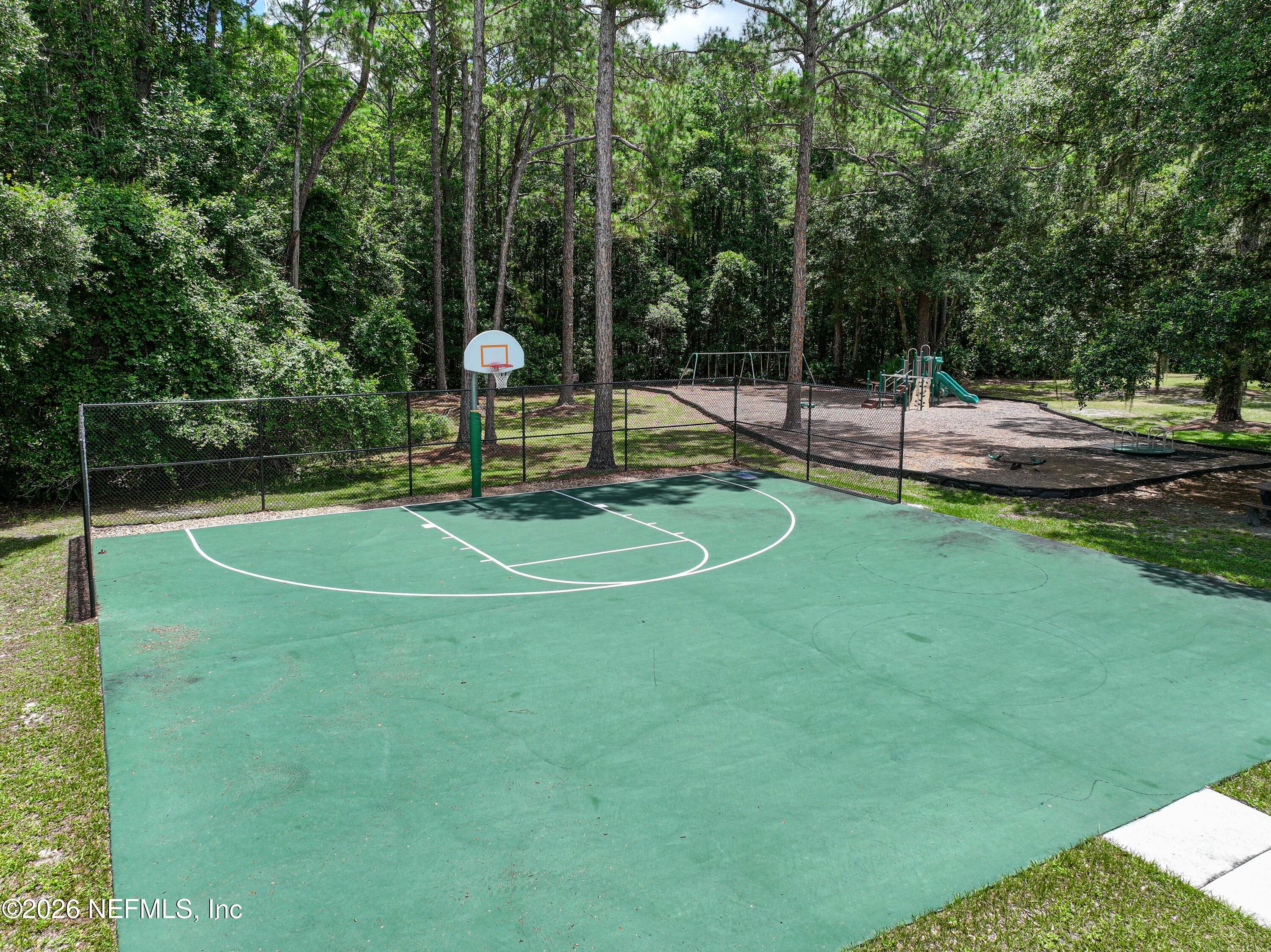 2781 OAKGROVE Avenue, St. Johns
