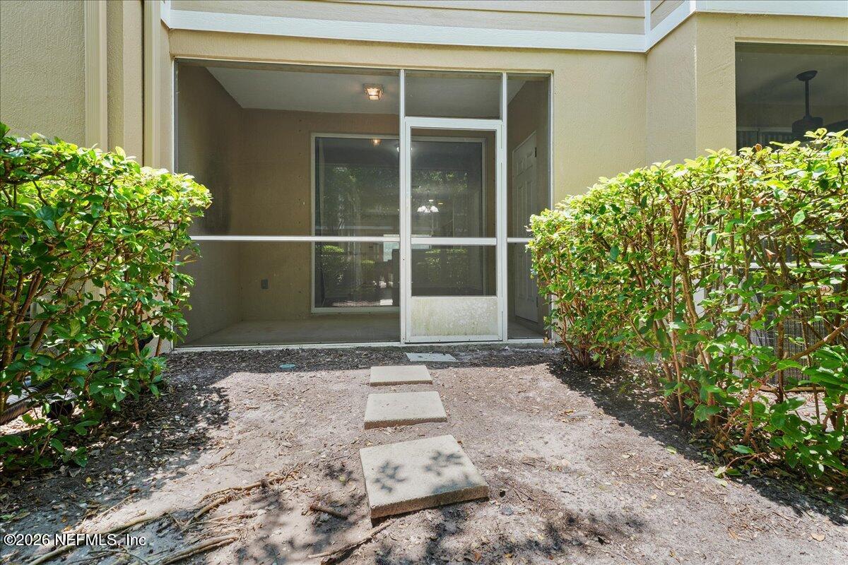 8125 SUMMER POINT Court
