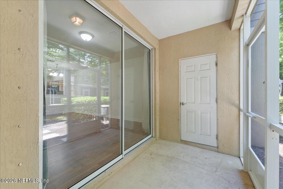 8125 SUMMER POINT Court