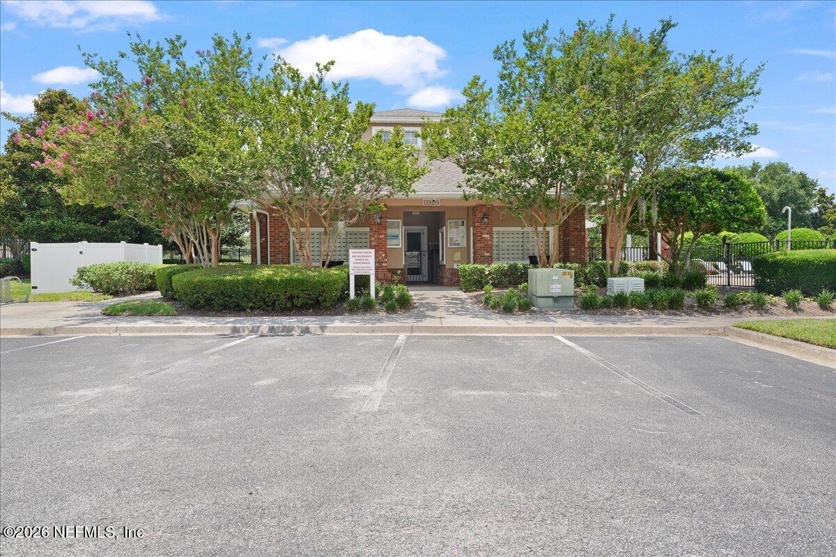 8125 SUMMER POINT Court