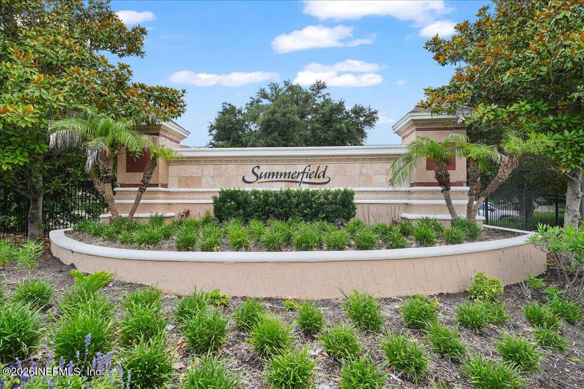 8125 SUMMER POINT Court