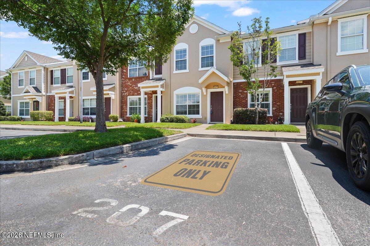 8125 SUMMER POINT Court