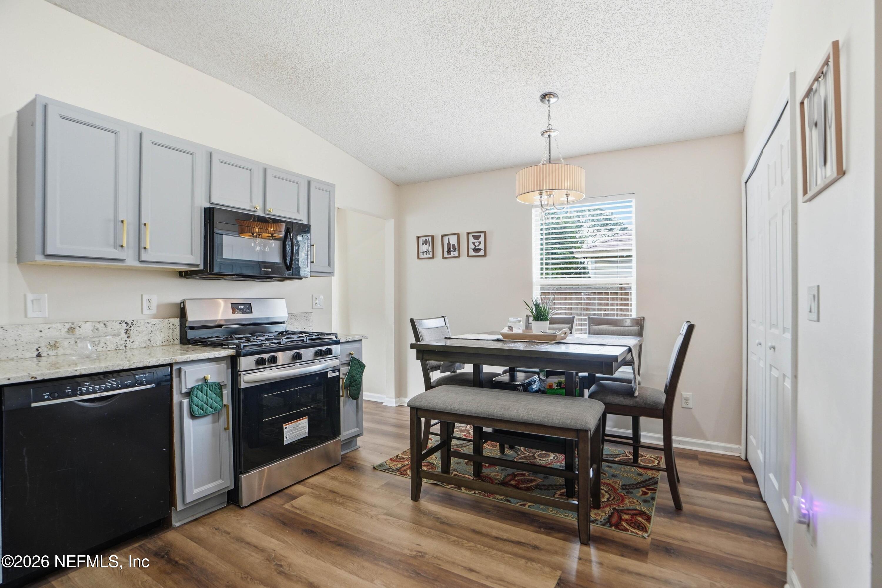 3239 DEUCE Court