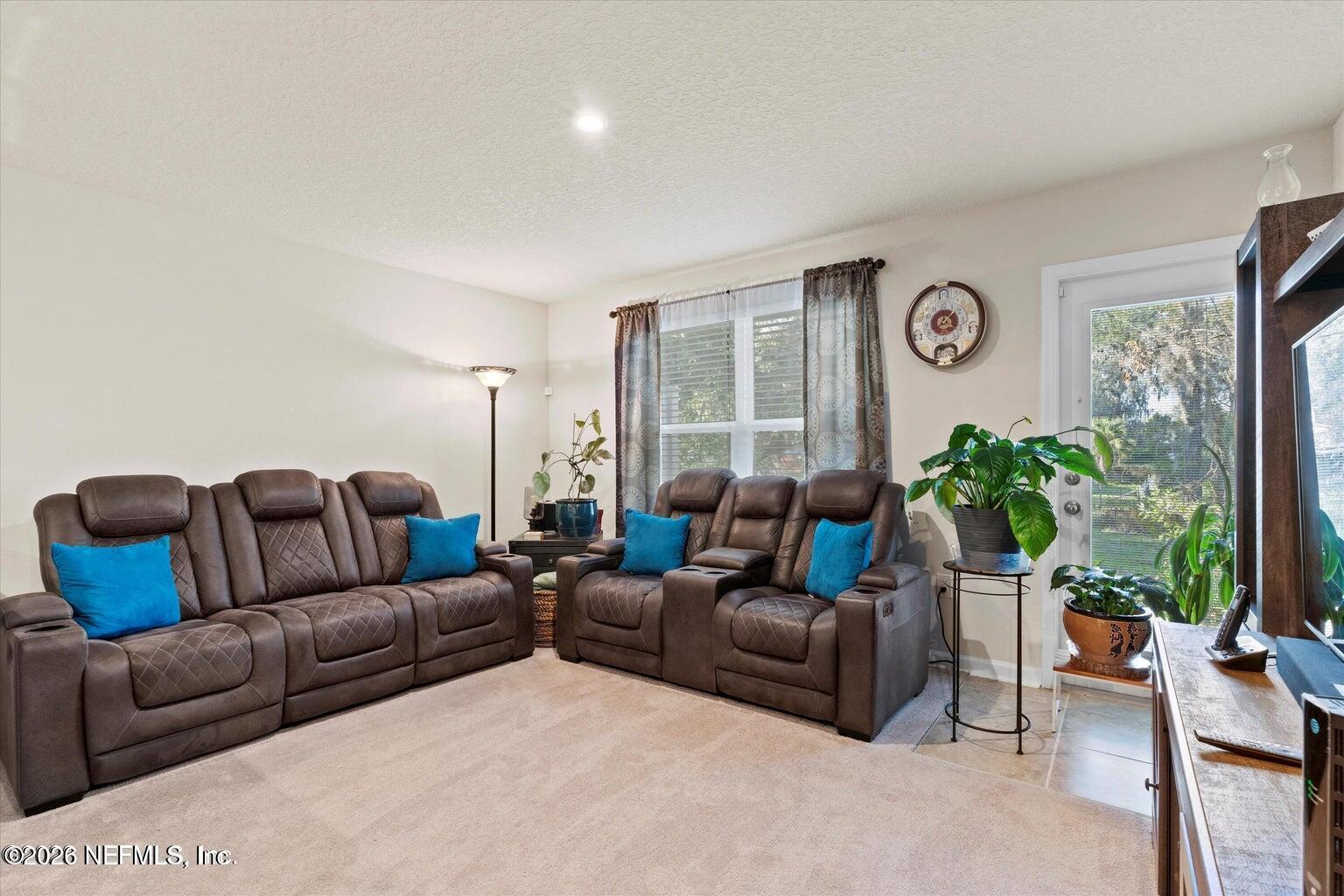 5893 CREEKSIDE CROSSING Drive