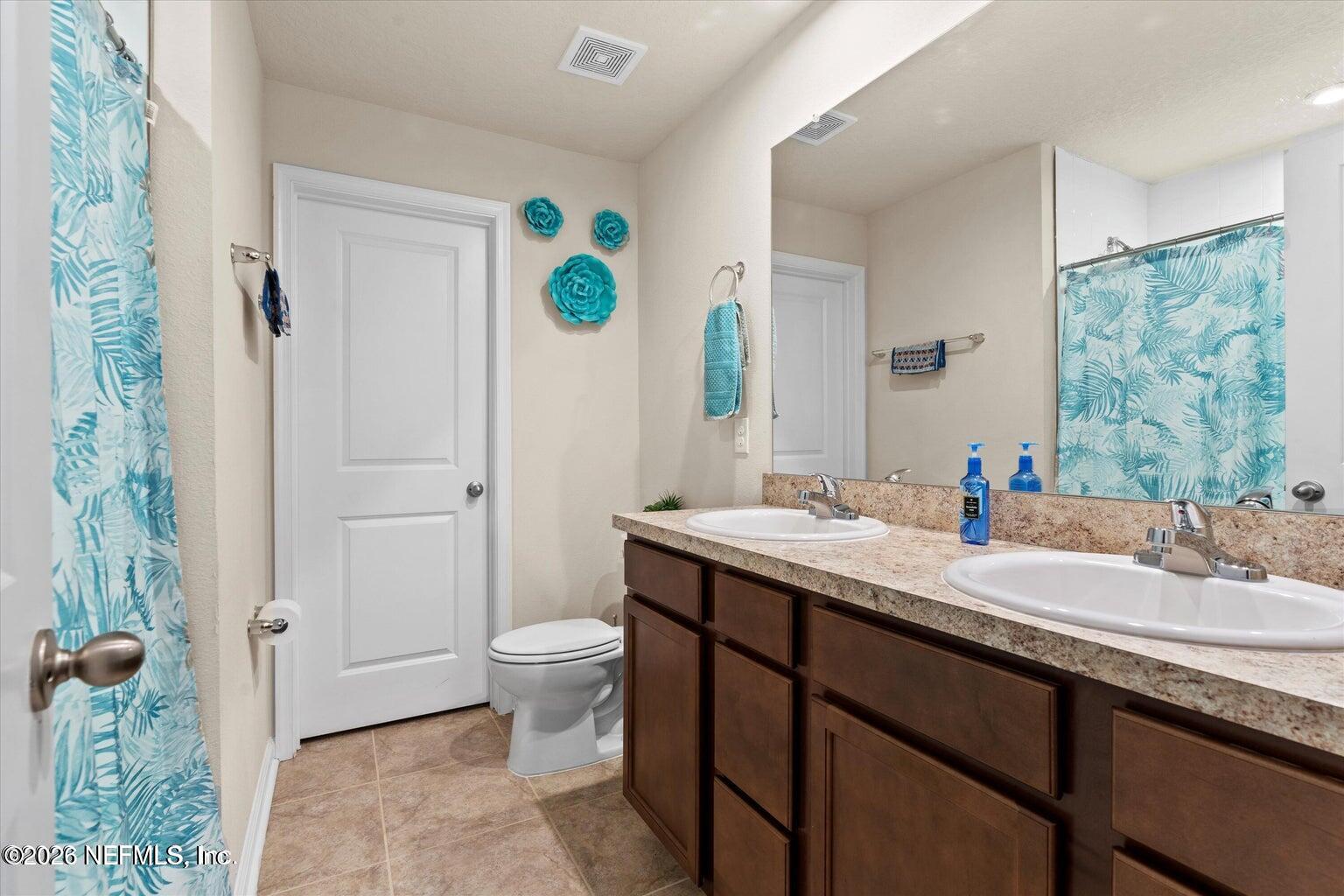 5893 CREEKSIDE CROSSING Drive