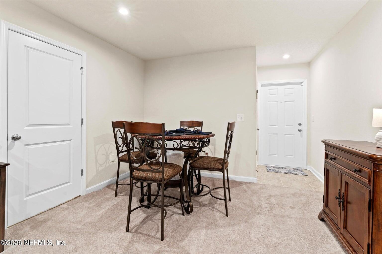 5893 CREEKSIDE CROSSING Drive