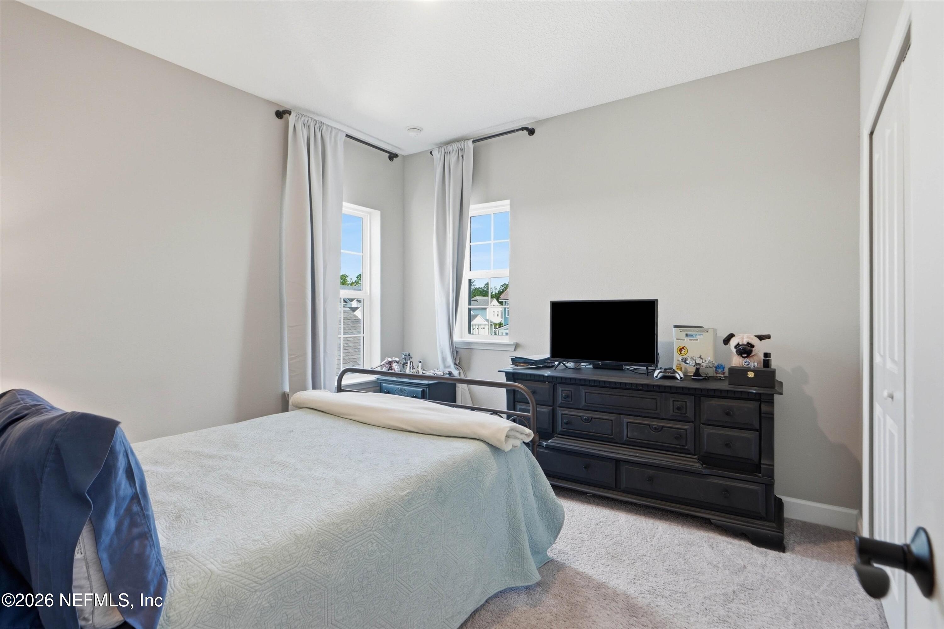 101 SEA GREEN Way