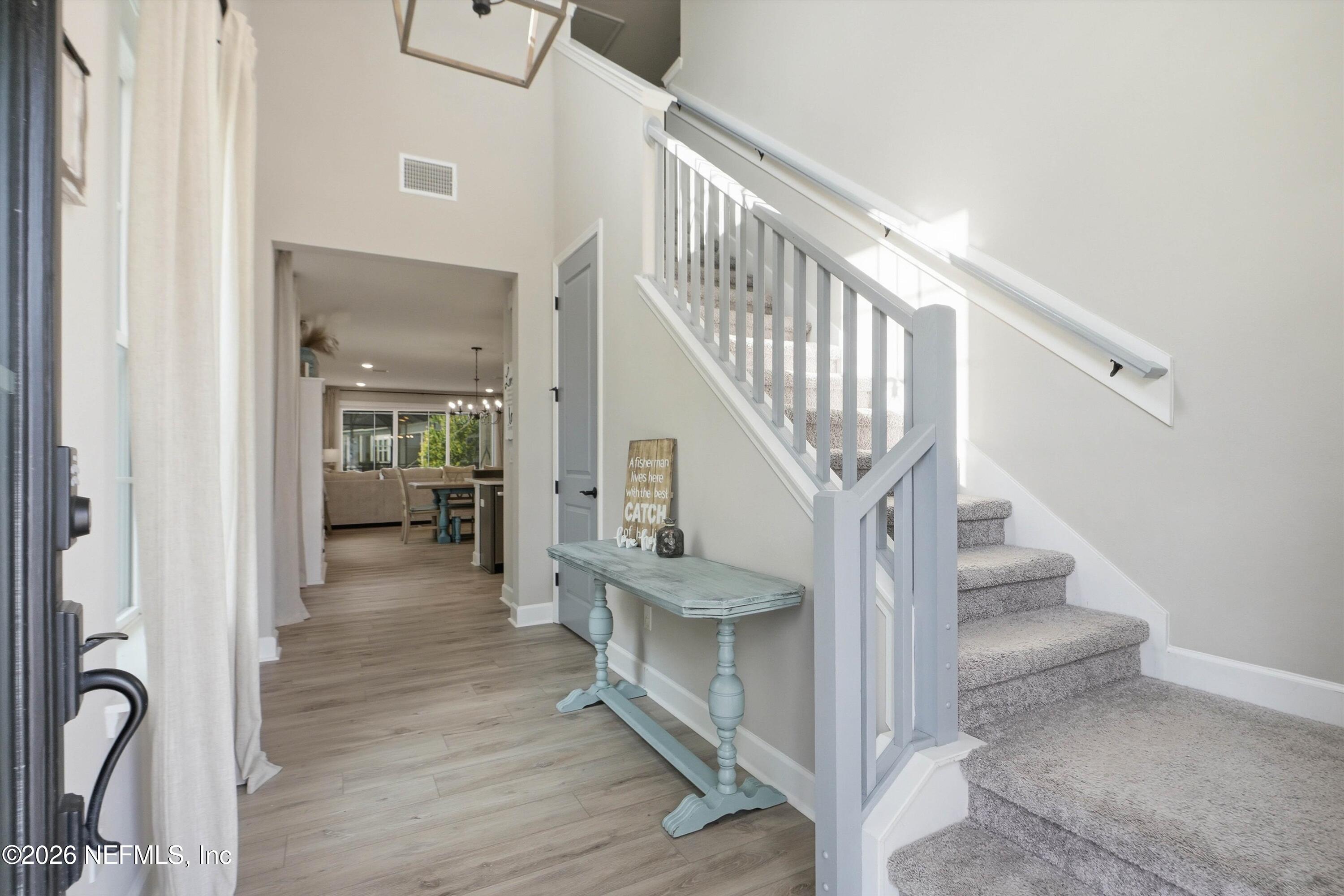 101 SEA GREEN Way