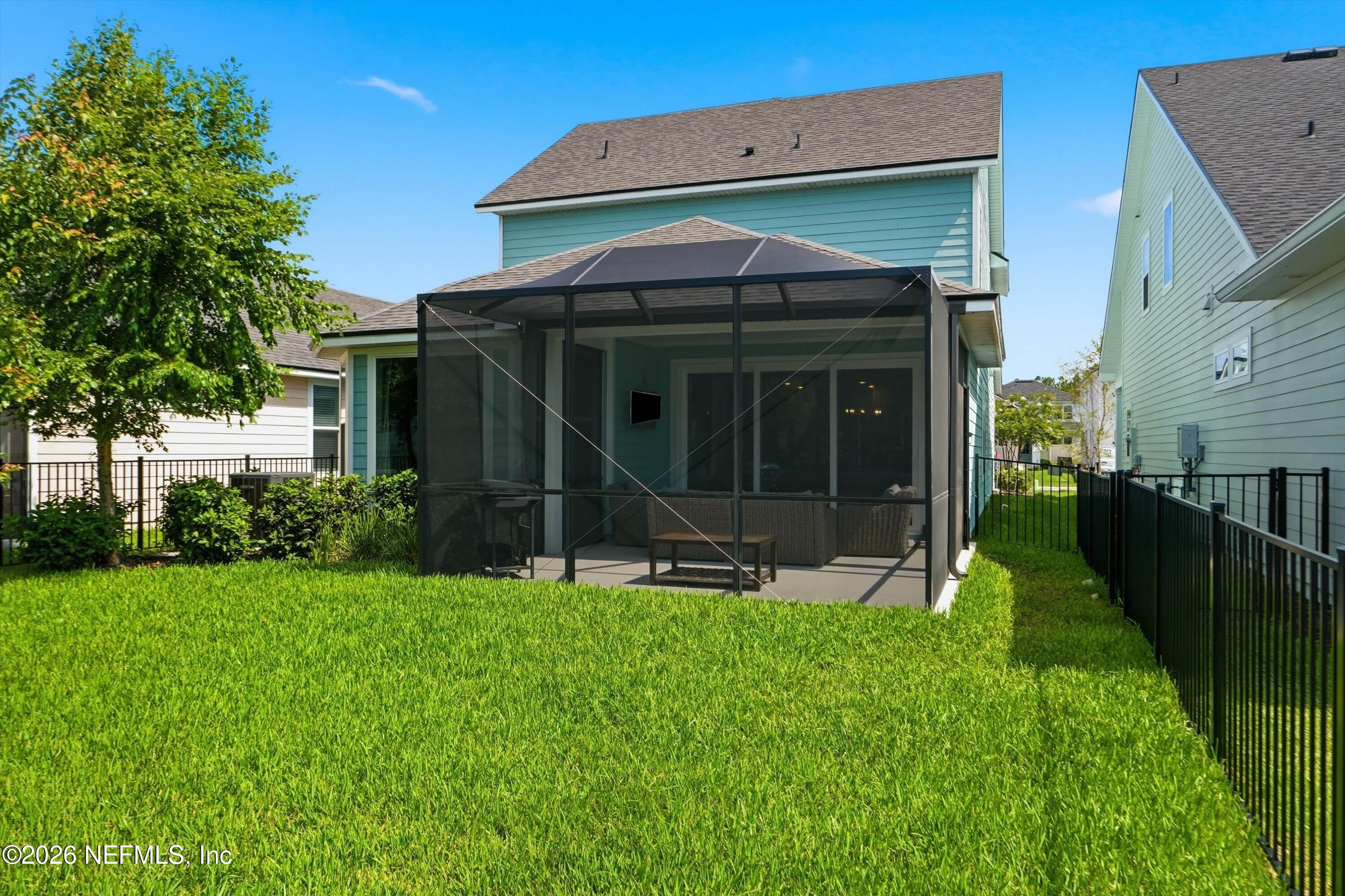 101 SEA GREEN Way