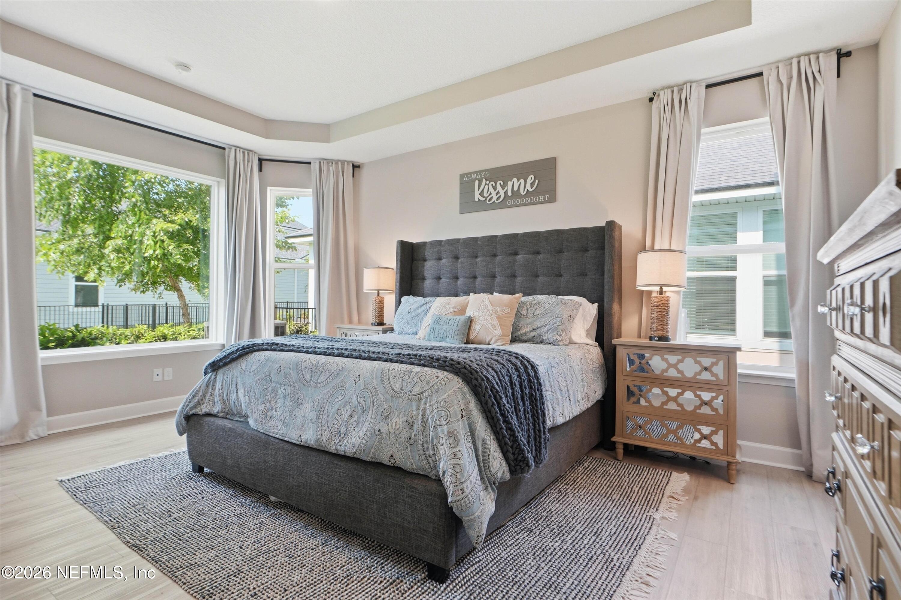 101 SEA GREEN Way