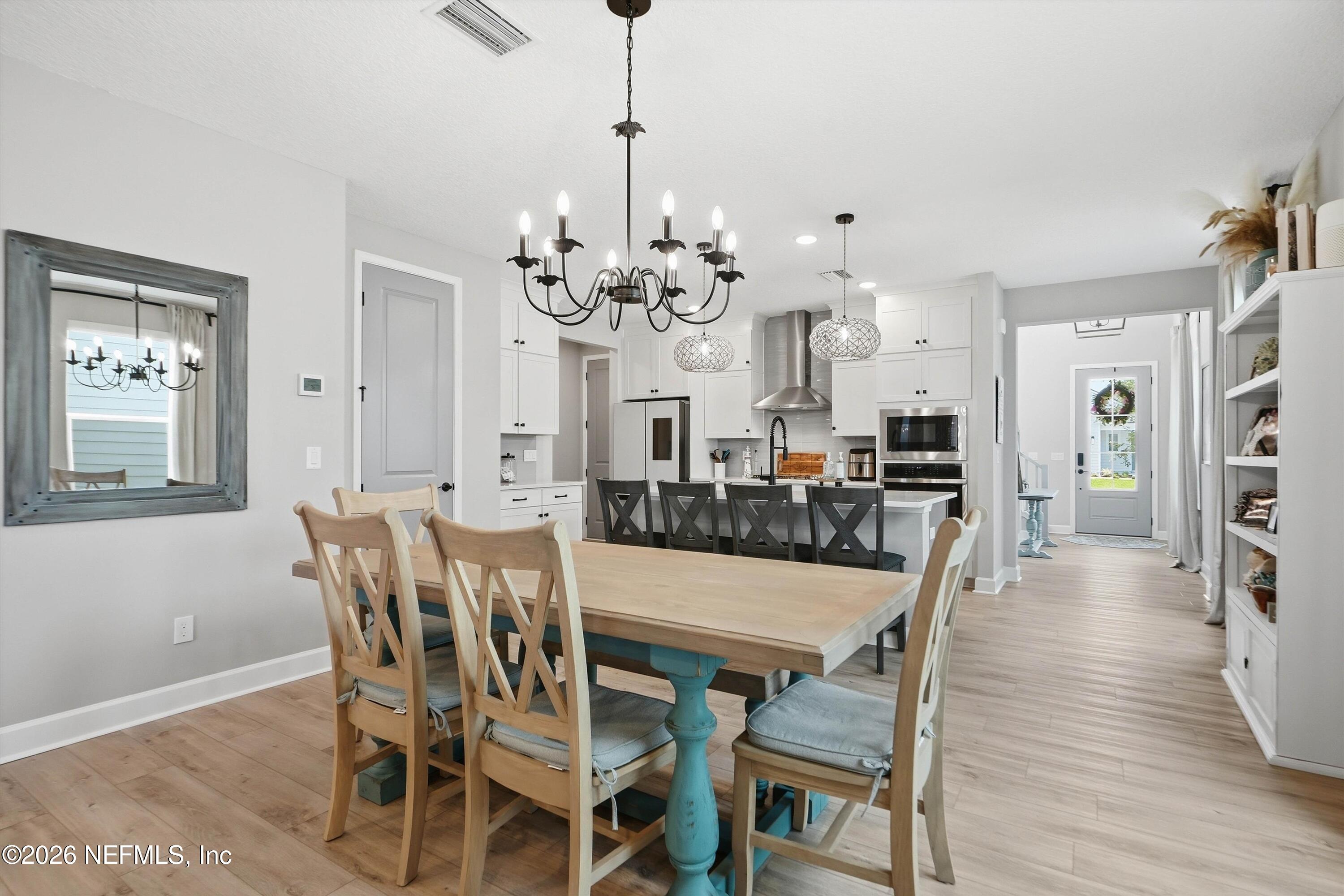 101 SEA GREEN Way