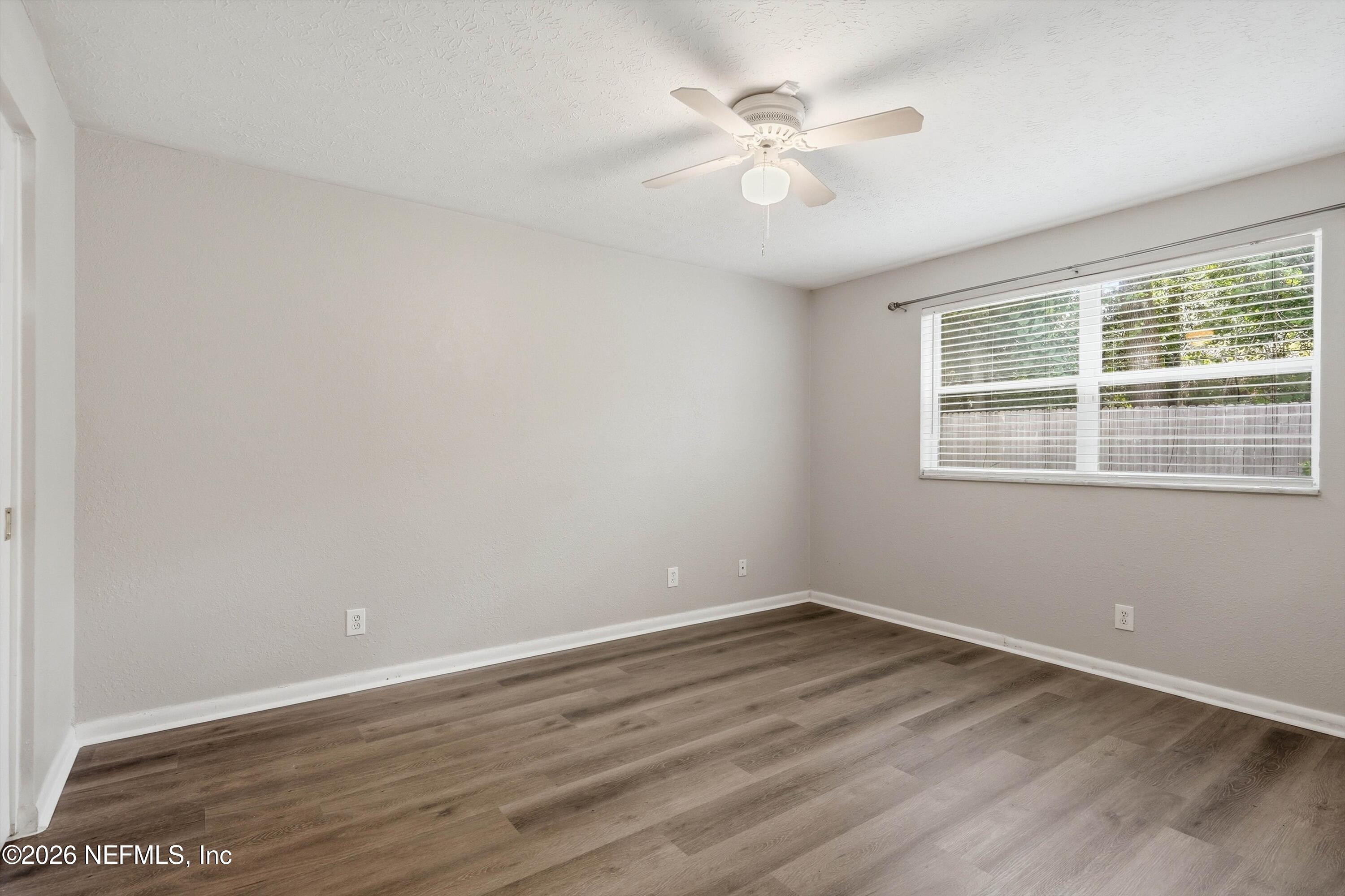 4836 ATLANTIC Boulevard 104