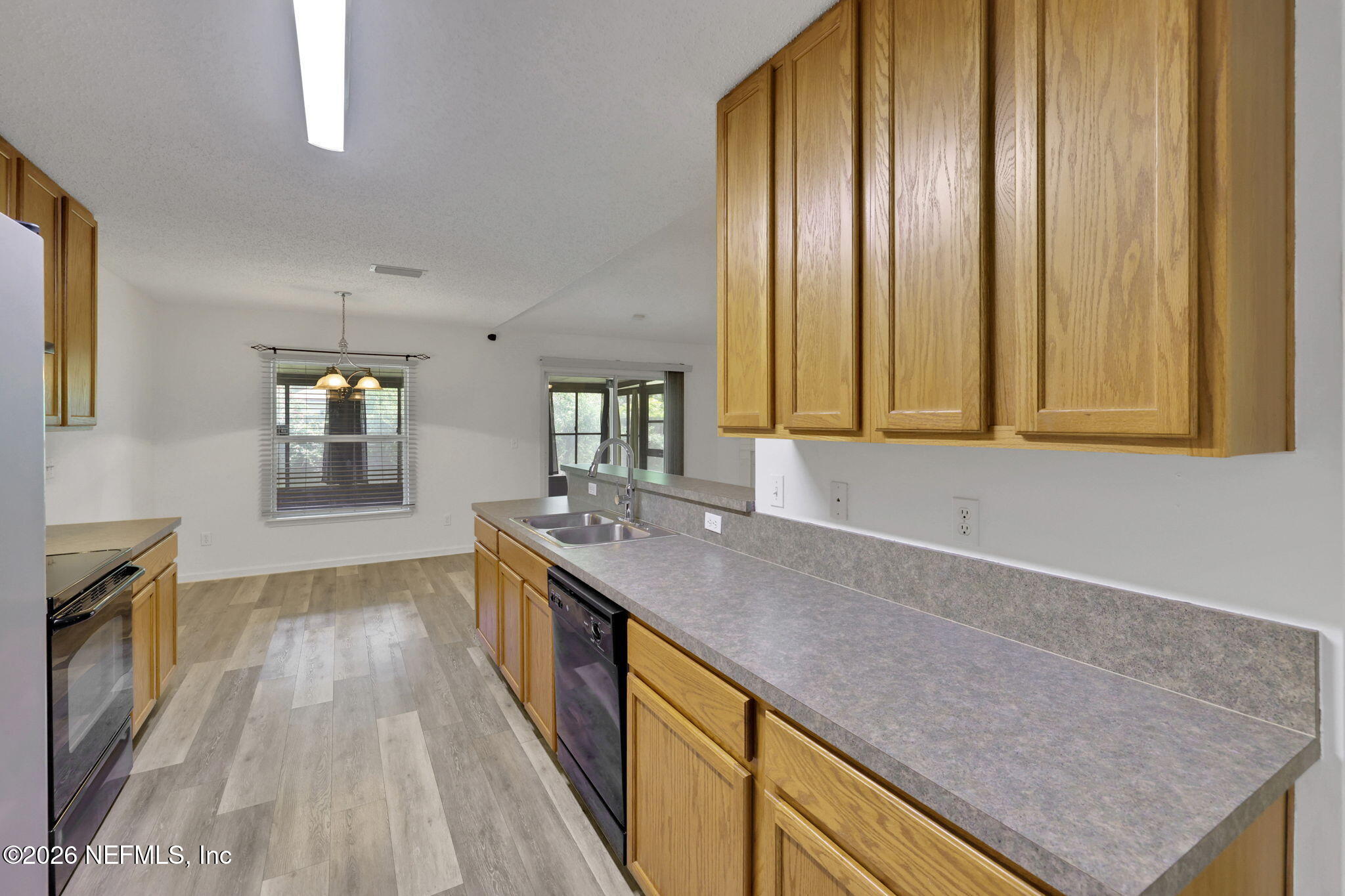 6399 SILK LEAF Lane