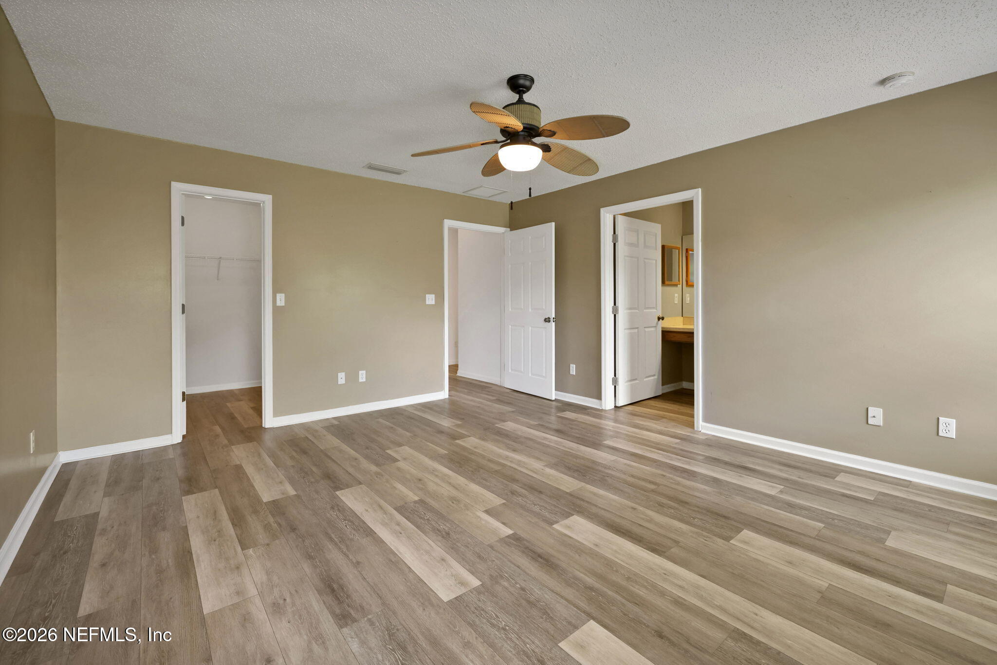 6399 SILK LEAF Lane