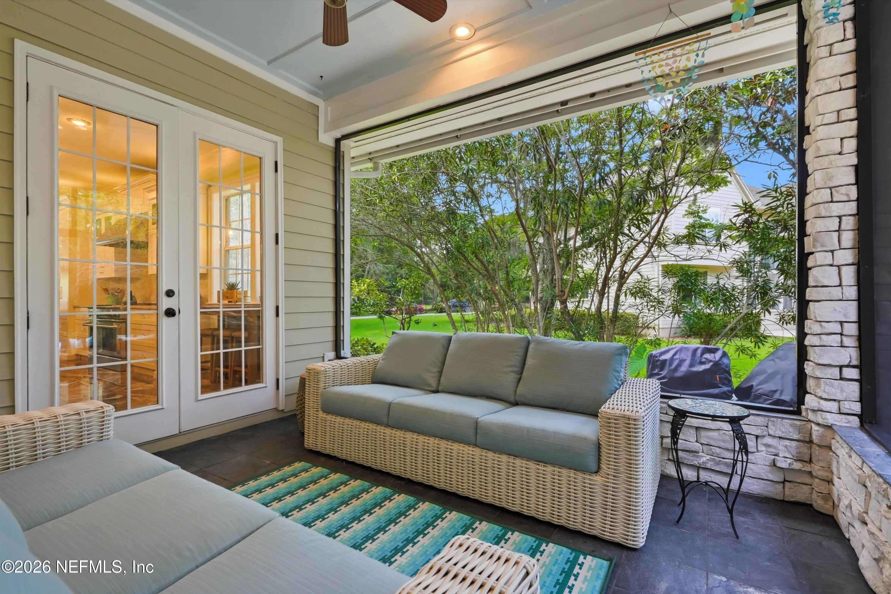 112 MAGNOLIA HAMMOCK Drive