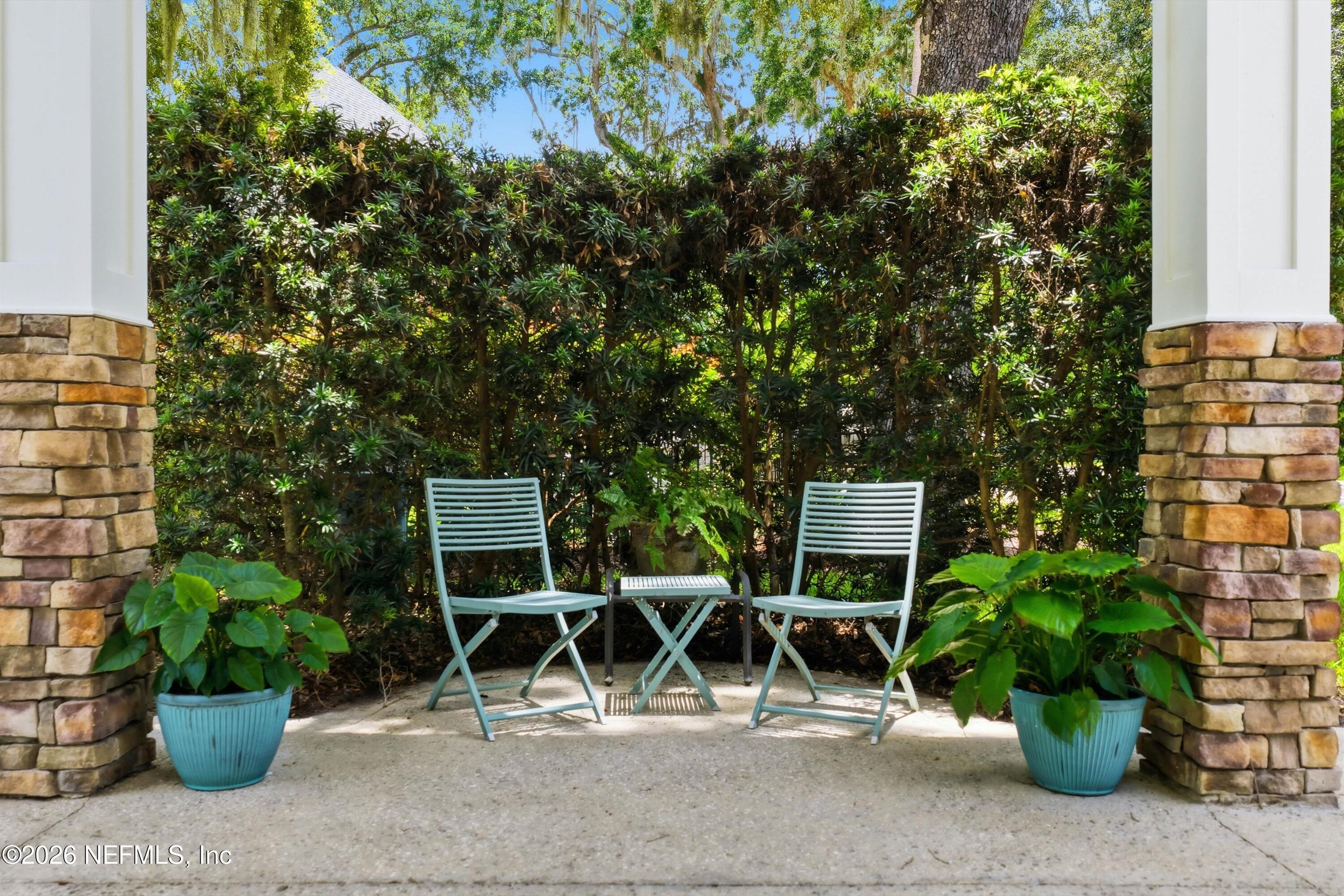112 MAGNOLIA HAMMOCK Drive