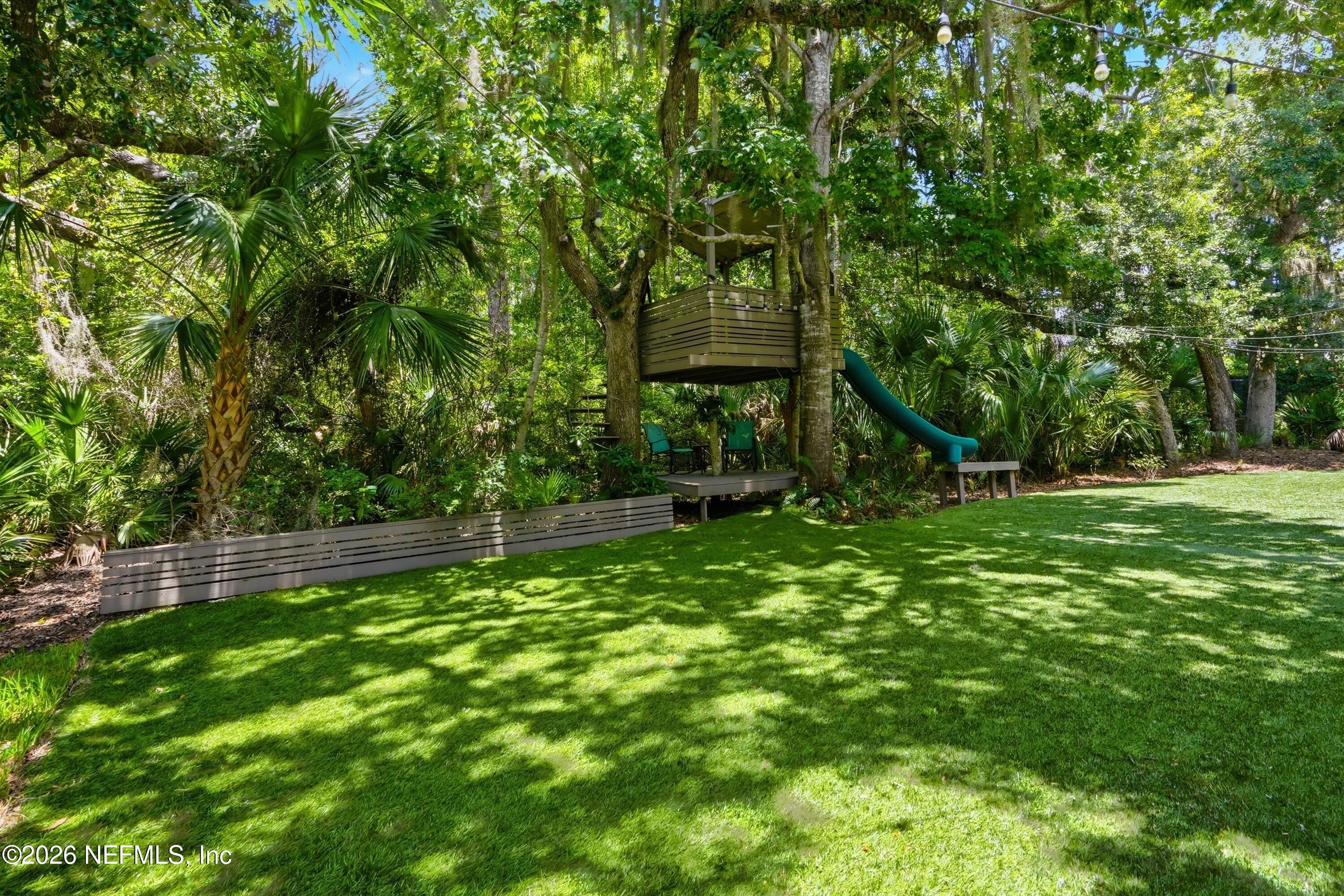 112 MAGNOLIA HAMMOCK Drive