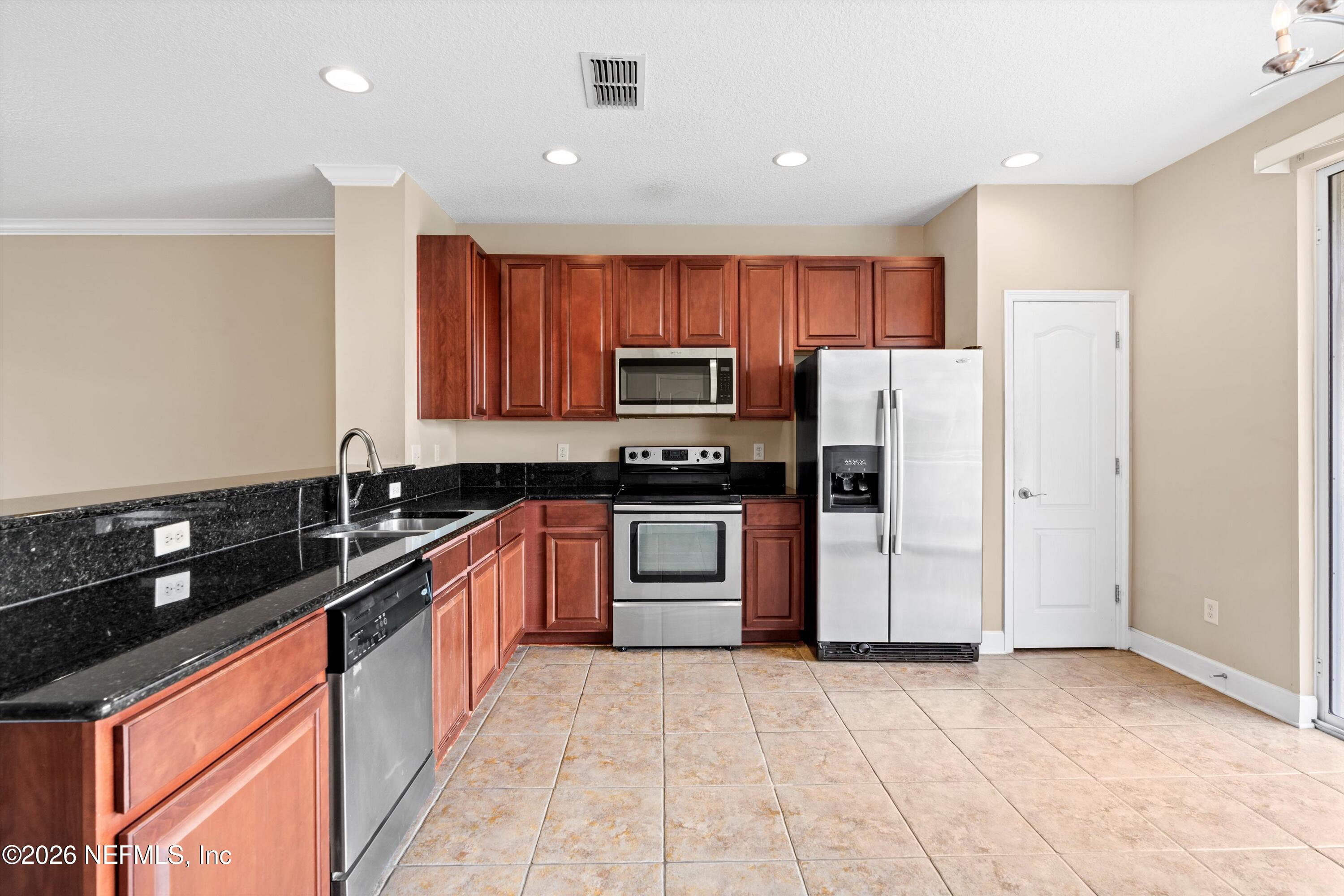 4368 ELLIPSE Drive