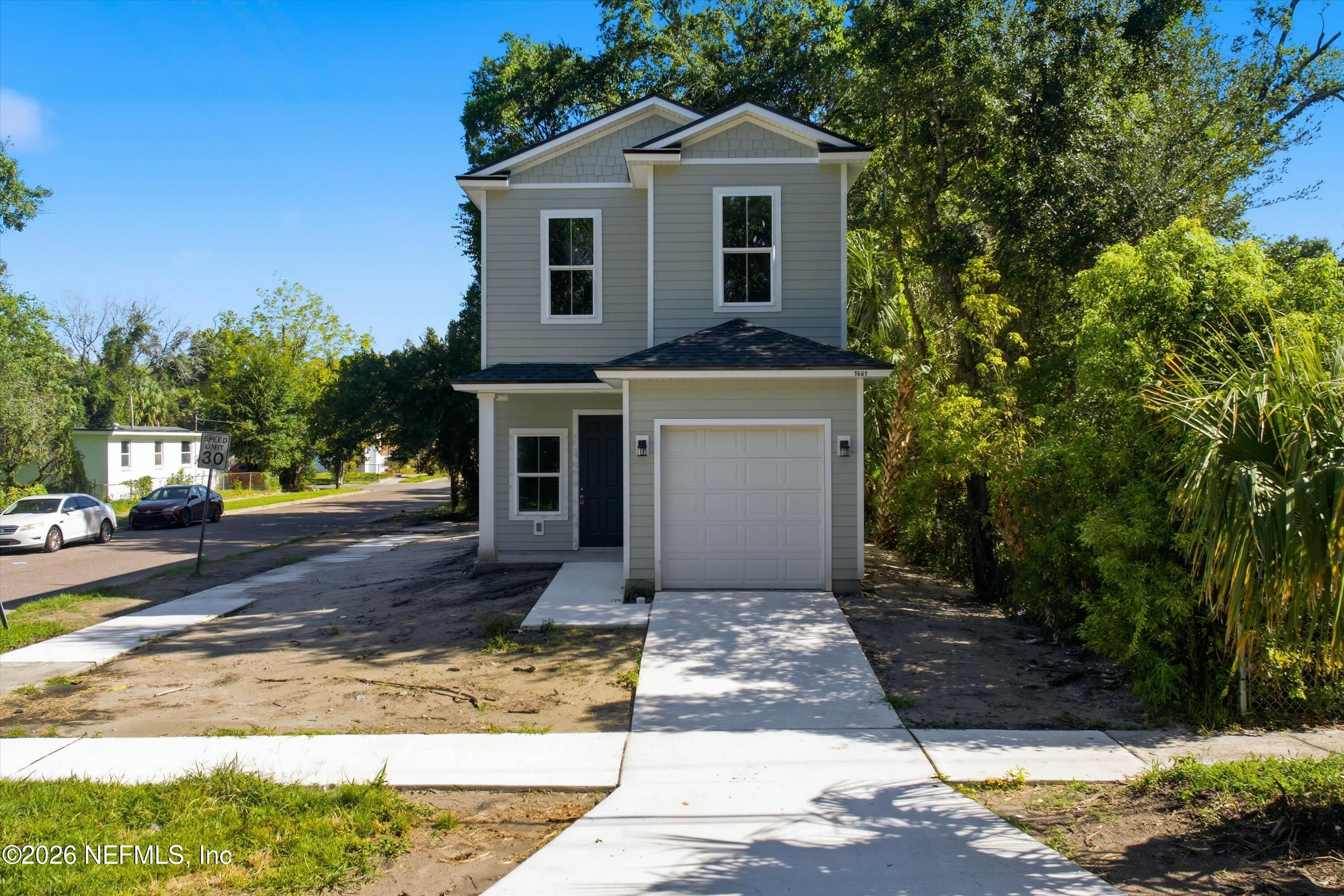 1661 W 22ND Street W