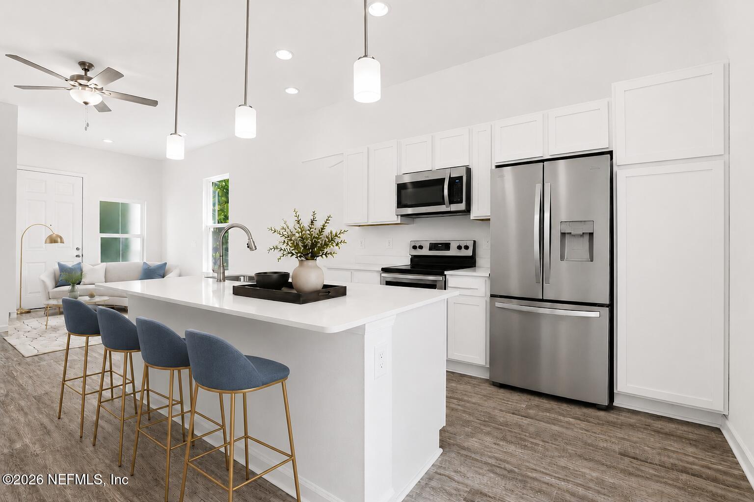 1661 W 22ND Street W