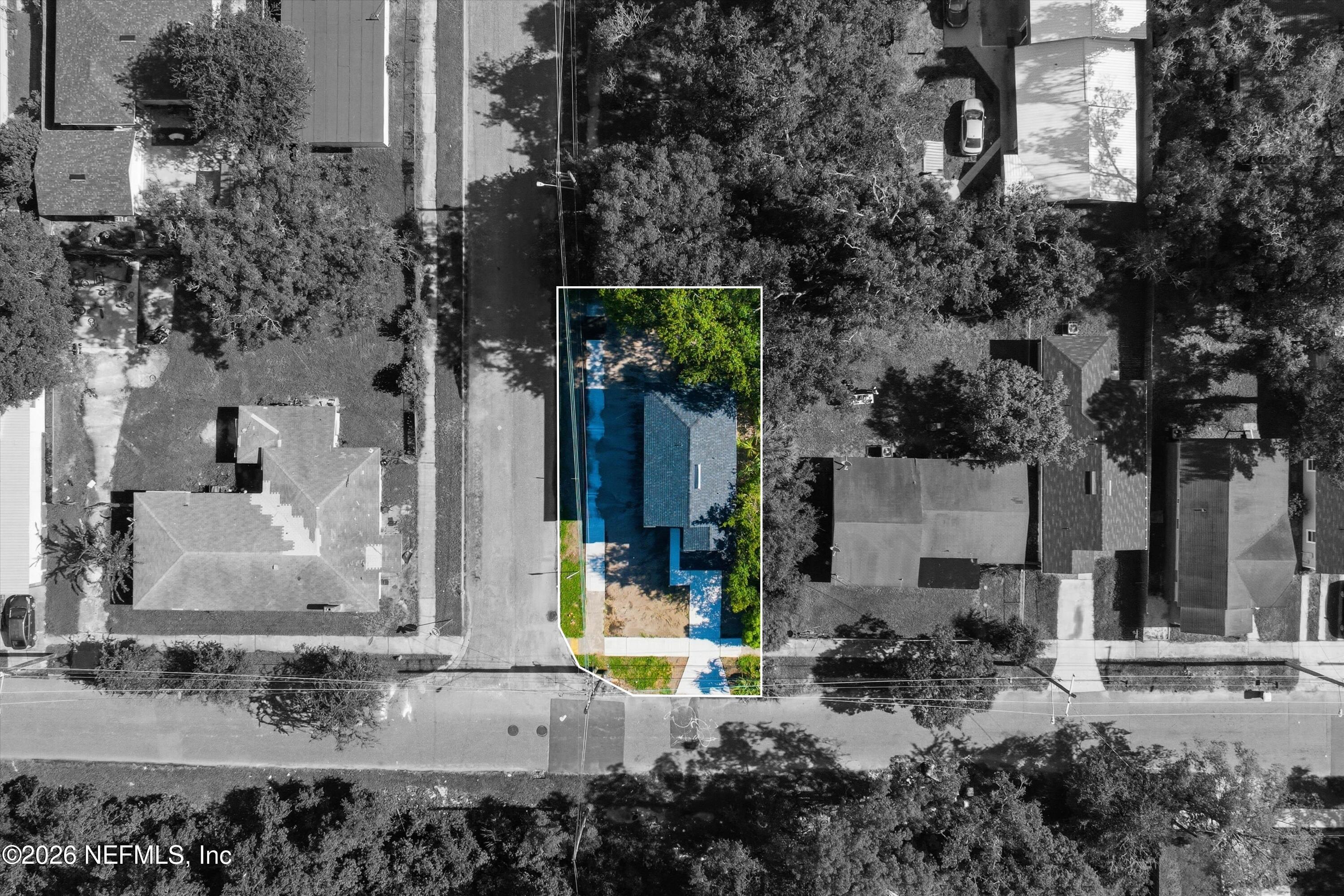 1661 W 22ND Street W