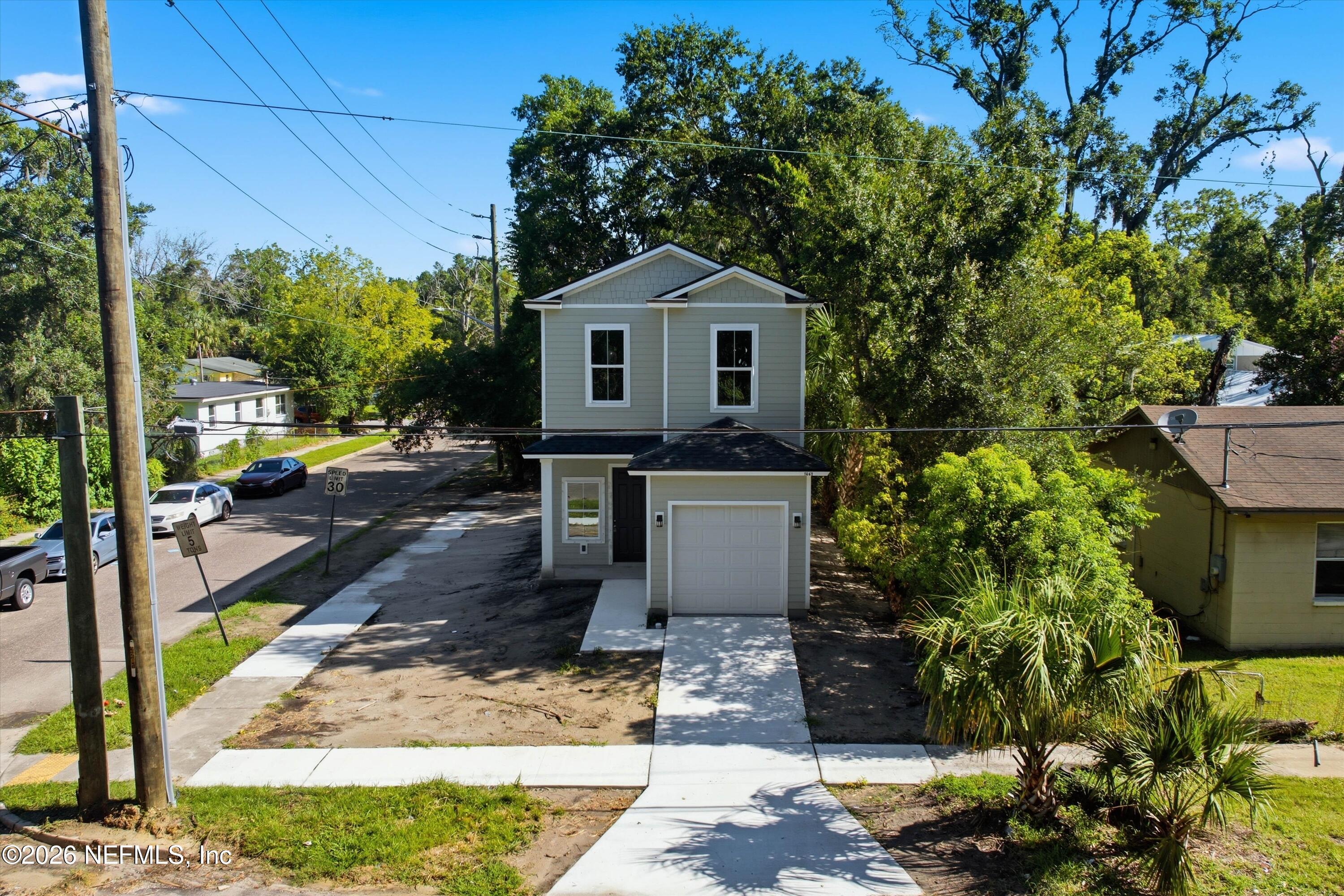 1661 W 22ND Street W