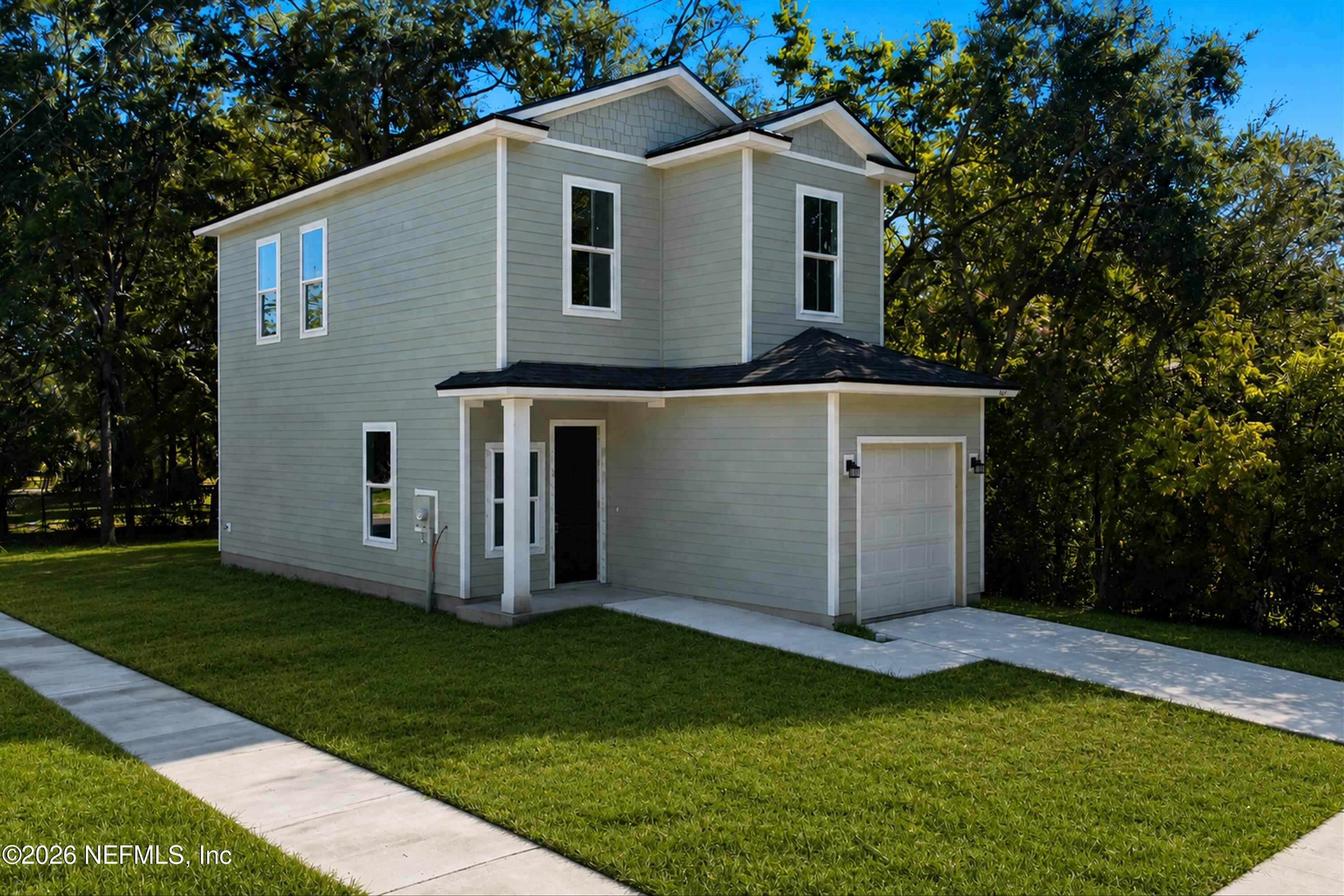 1661 W 22ND Street W