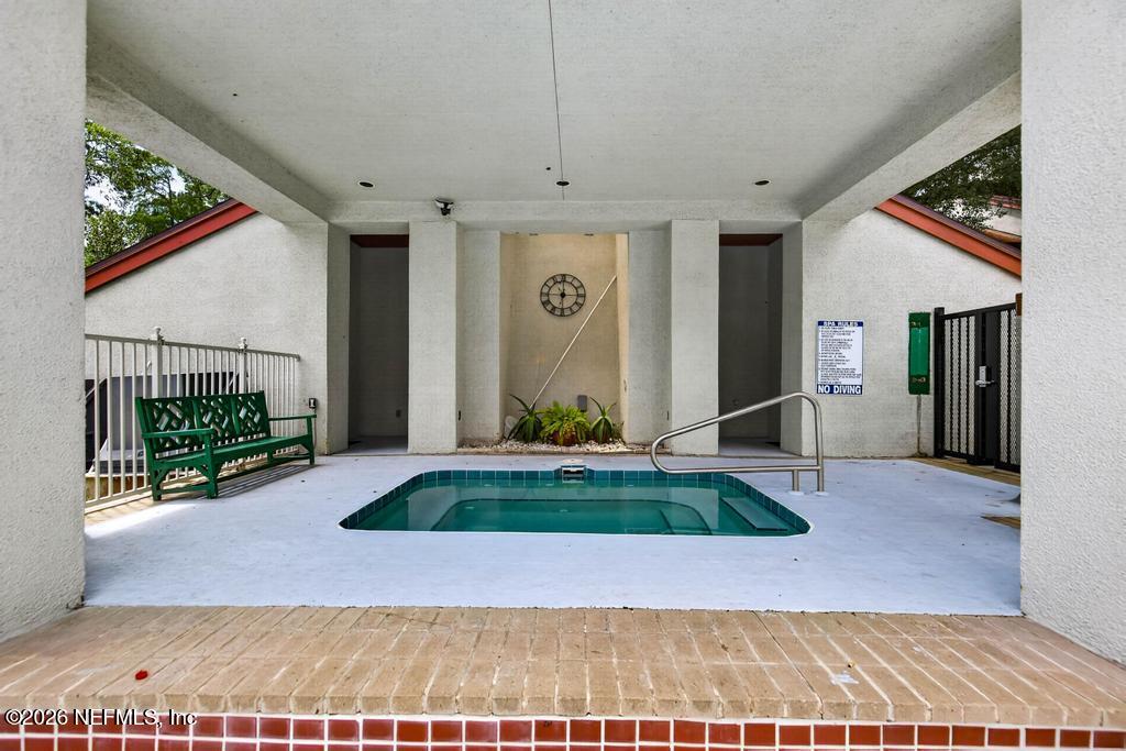 506 CLUBHOUSE Court 506