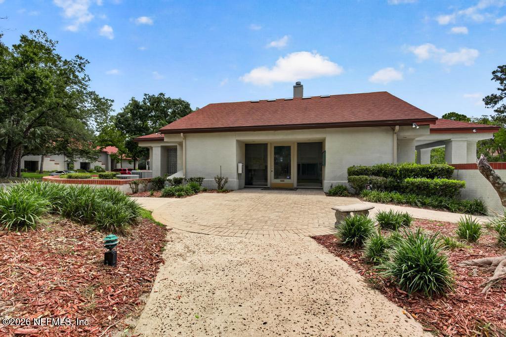 506 CLUBHOUSE Court 506
