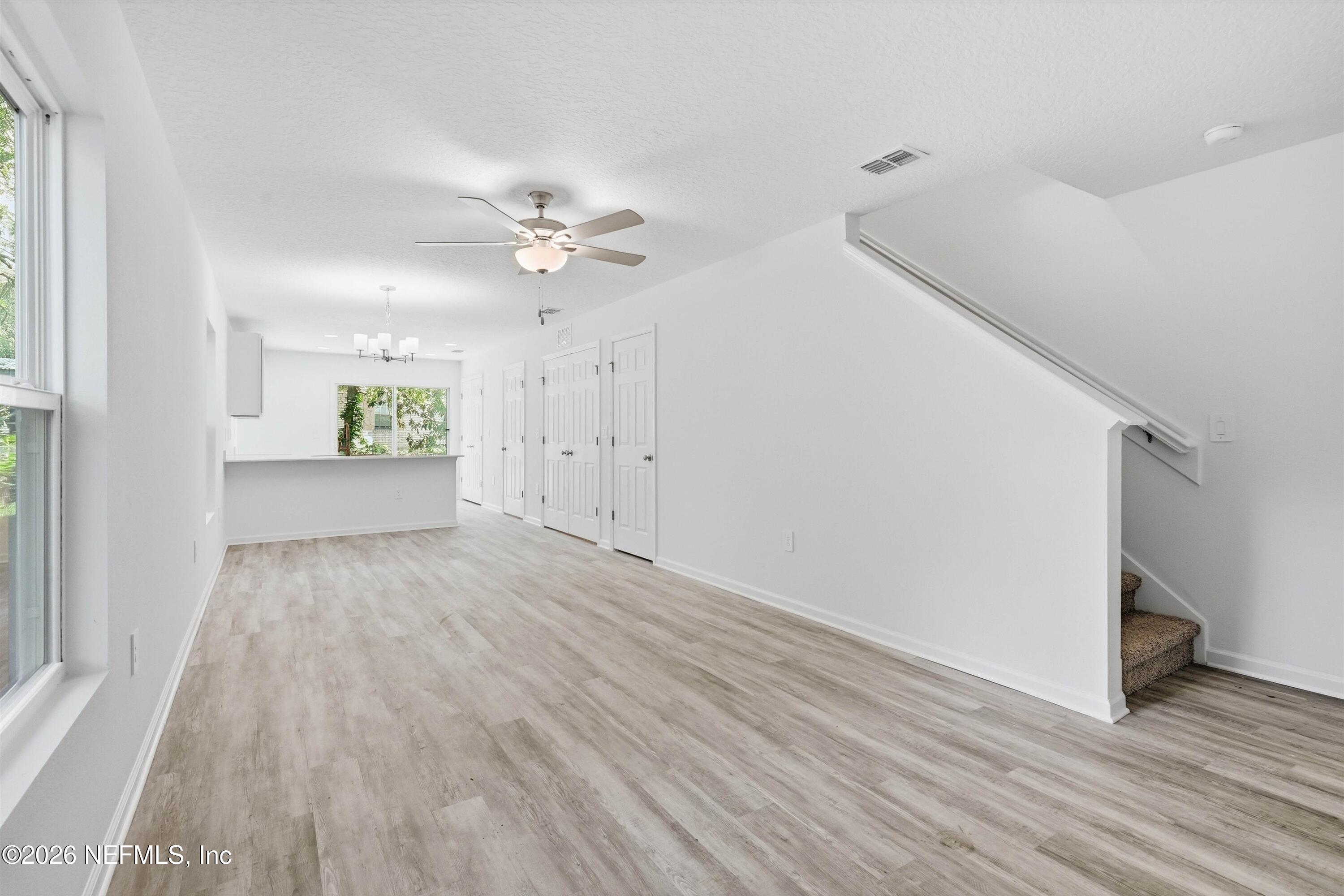 1418 W 19TH Street