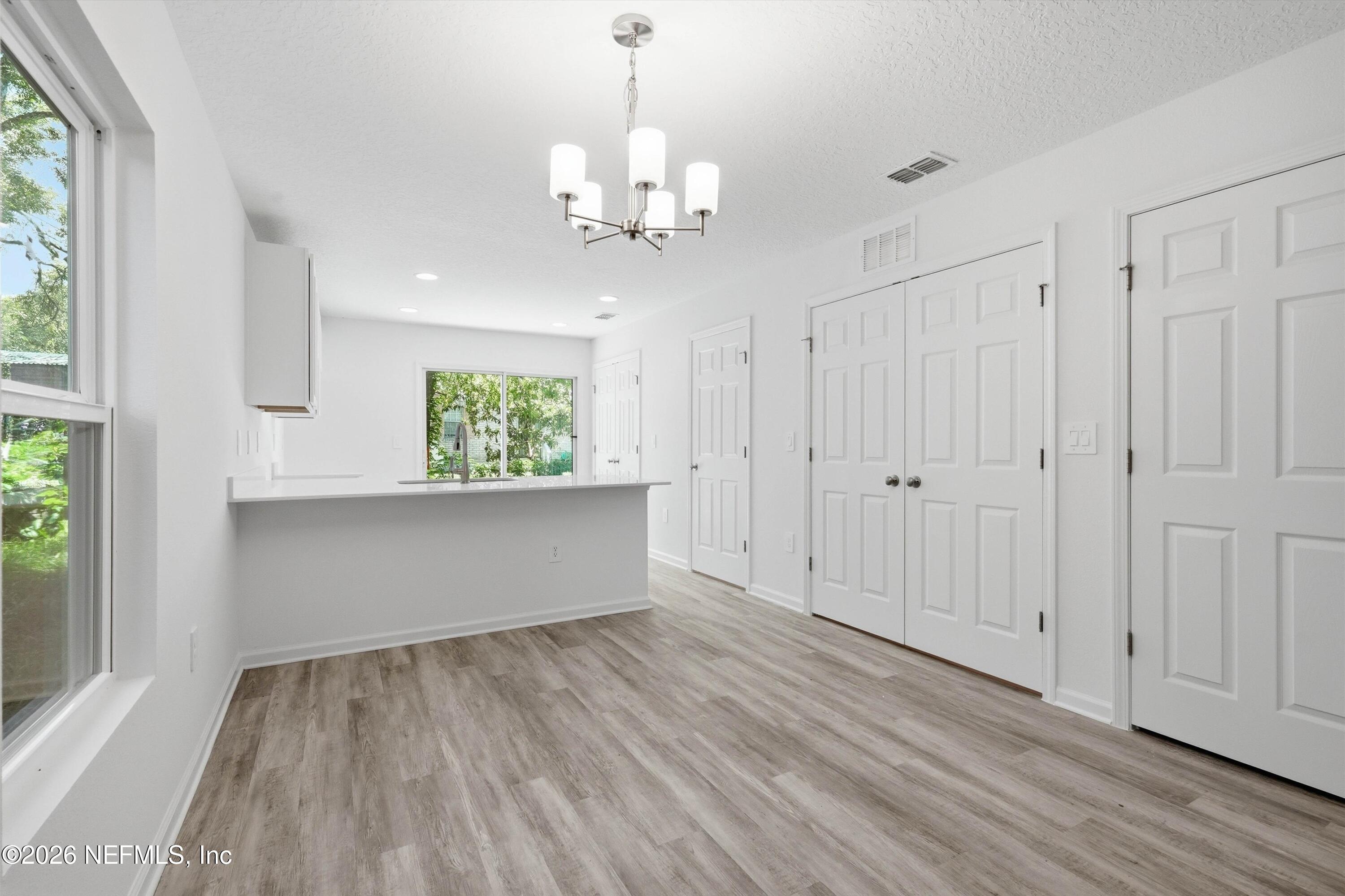 1418 W 19TH Street