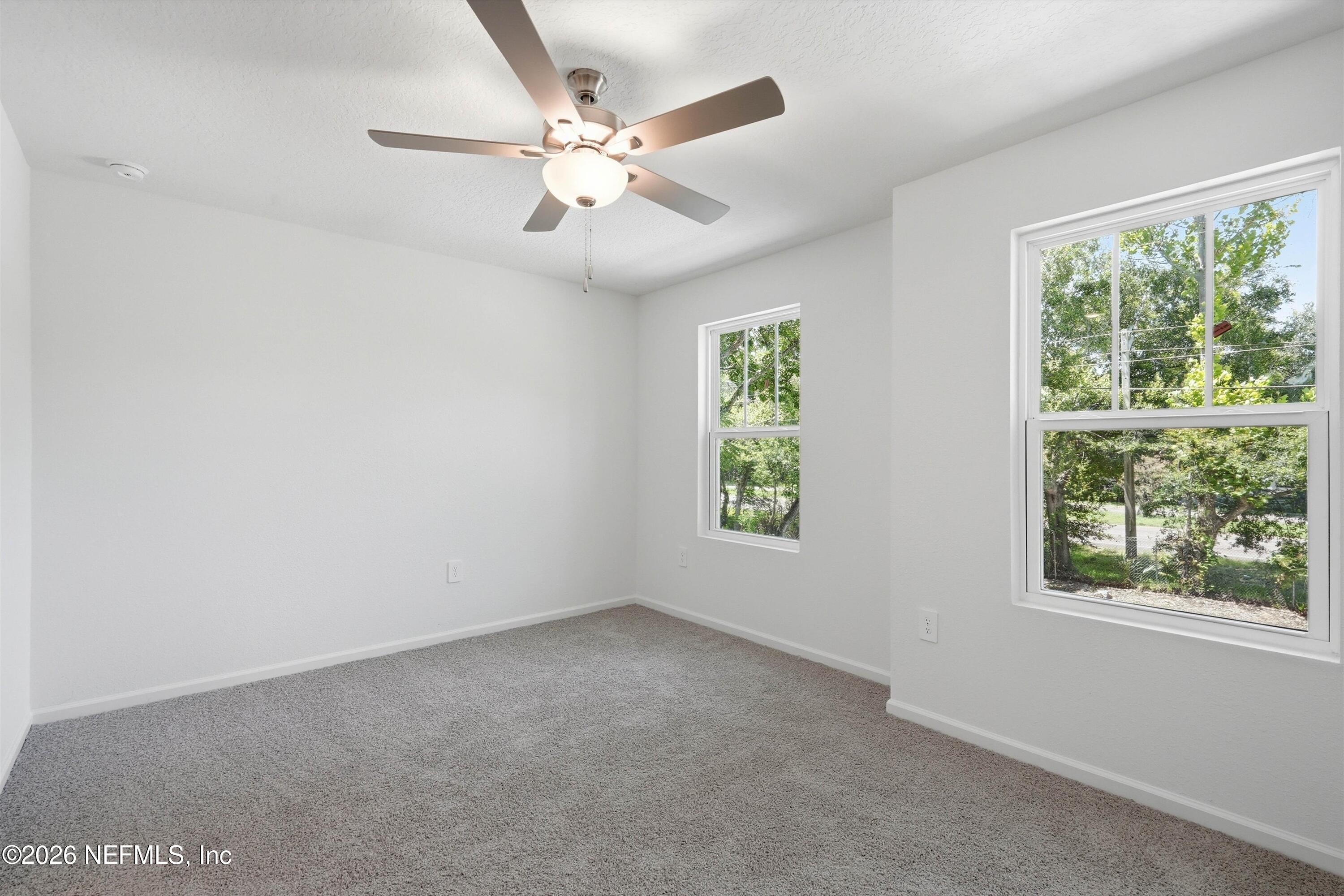 1418 W 19TH Street