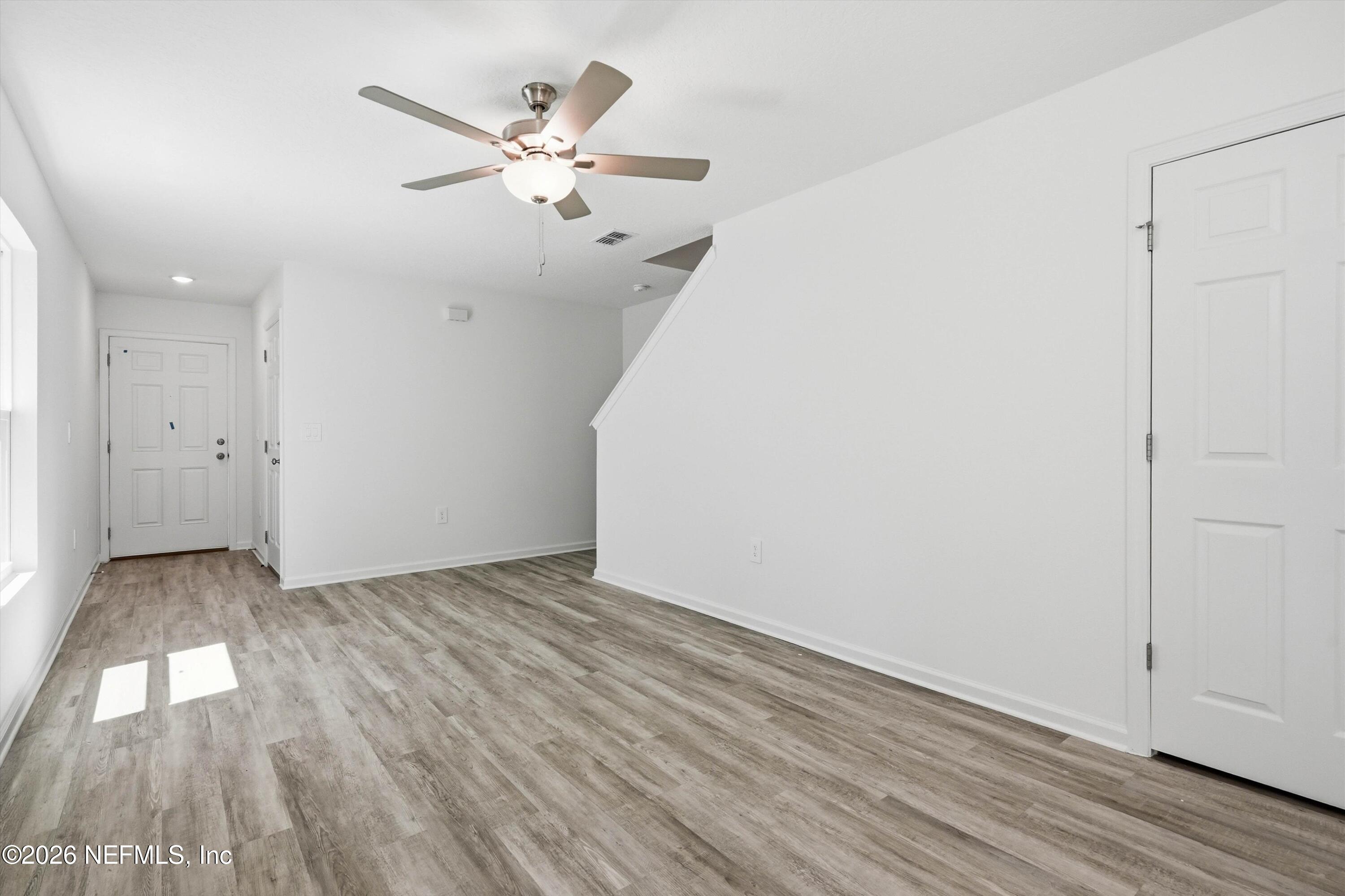 1418 W 19TH Street