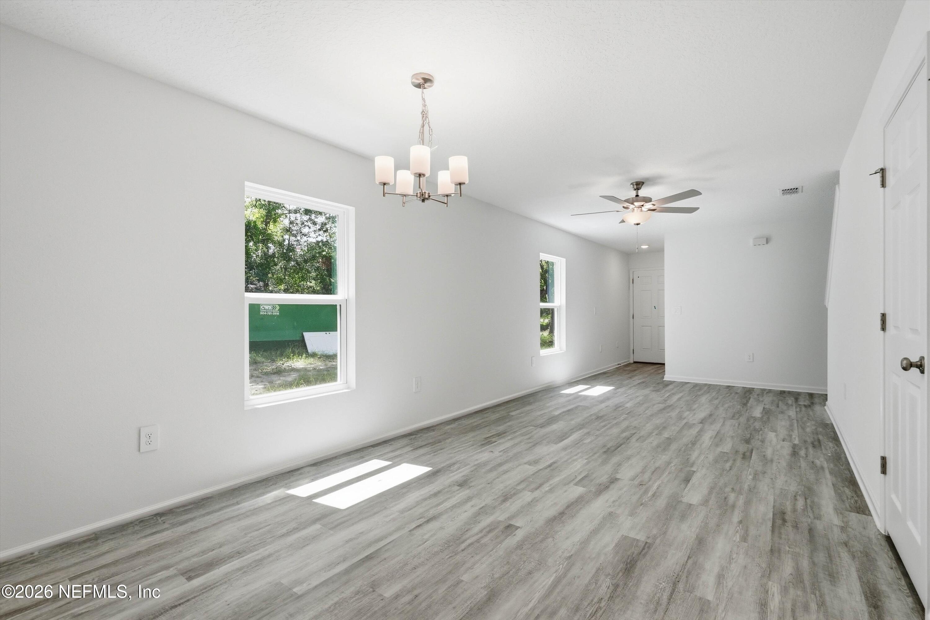 1418 W 19TH Street