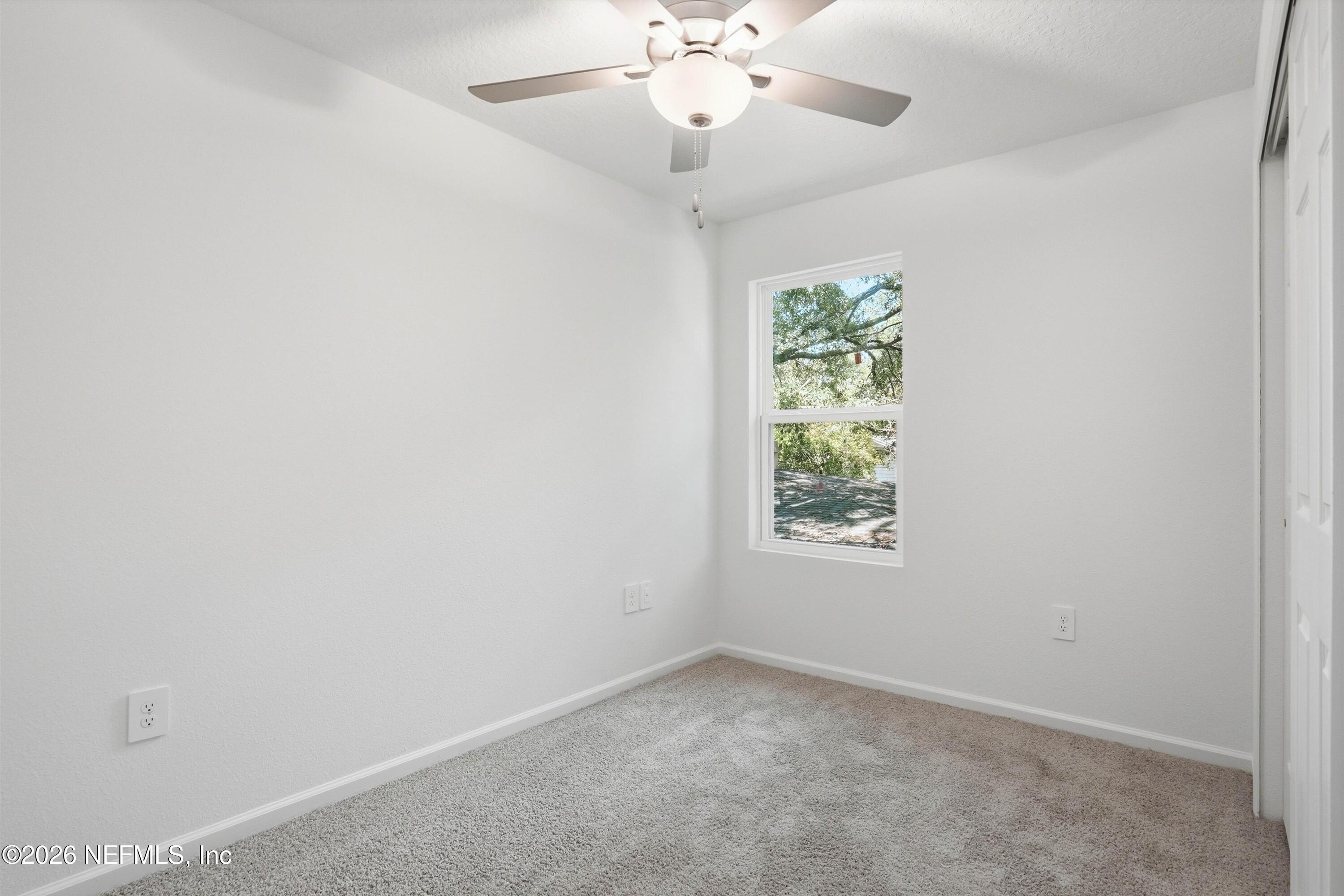 1418 W 19TH Street