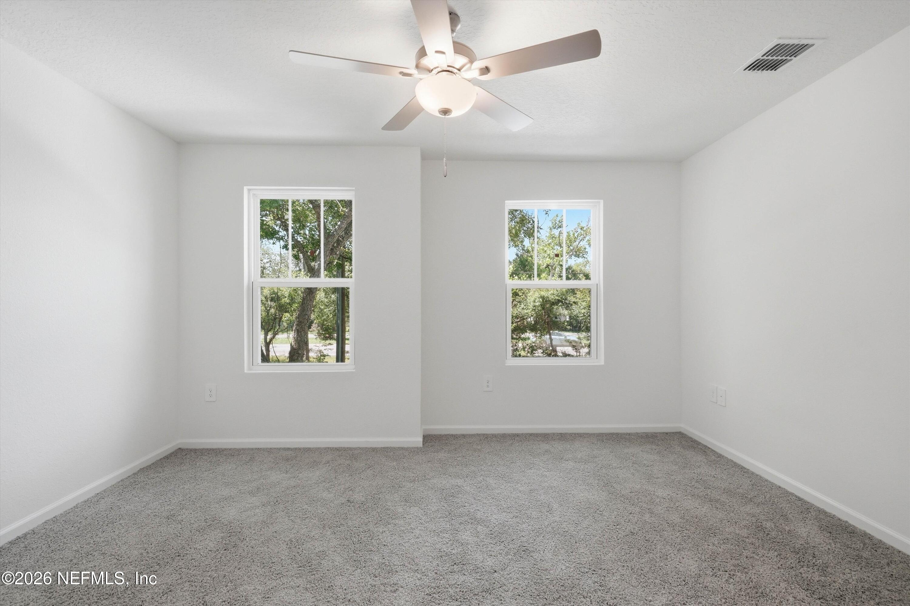 1418 W 19TH Street