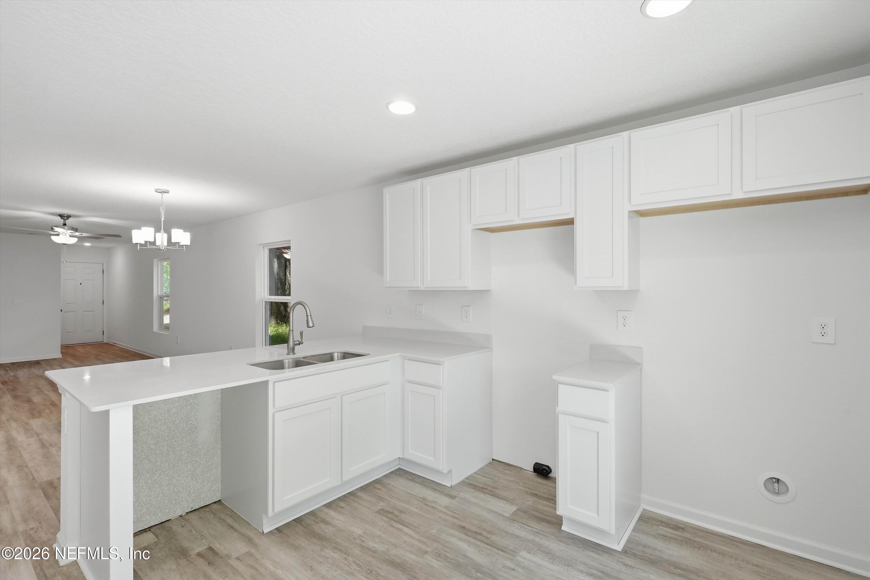 1418 W 19TH Street