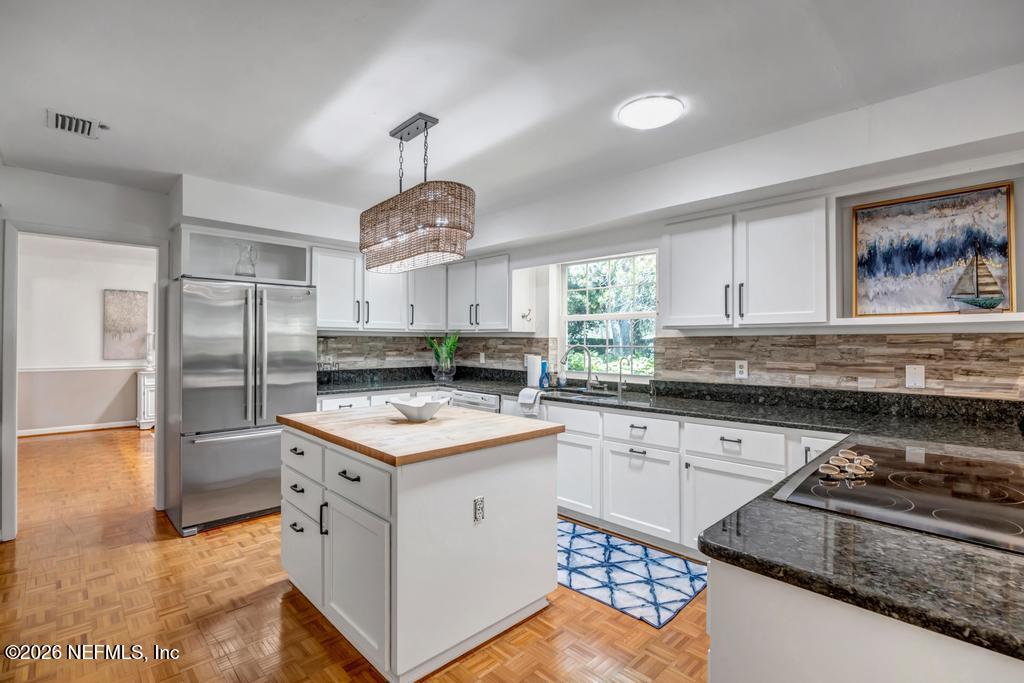 1452 SEMINOLE Road