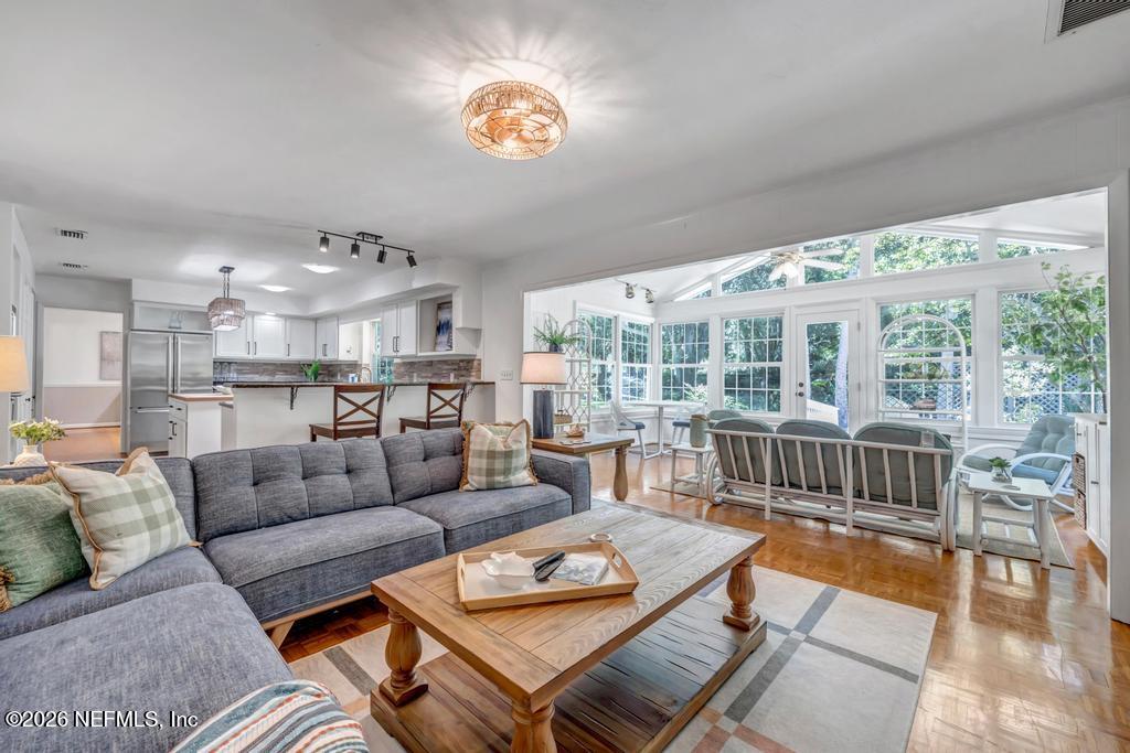 1452 SEMINOLE Road