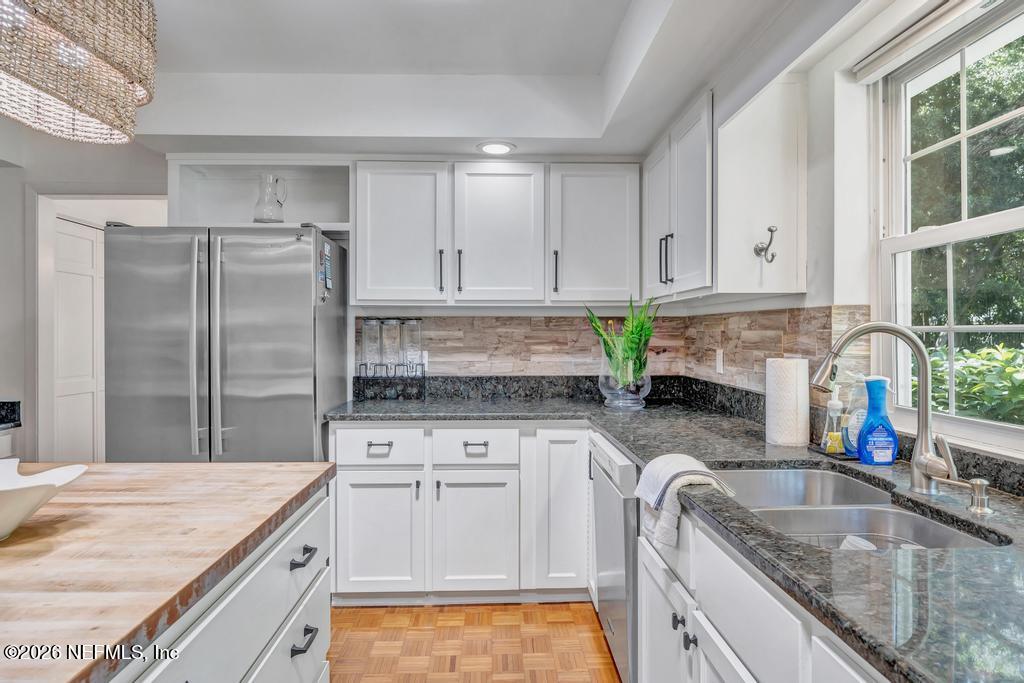 1452 SEMINOLE Road