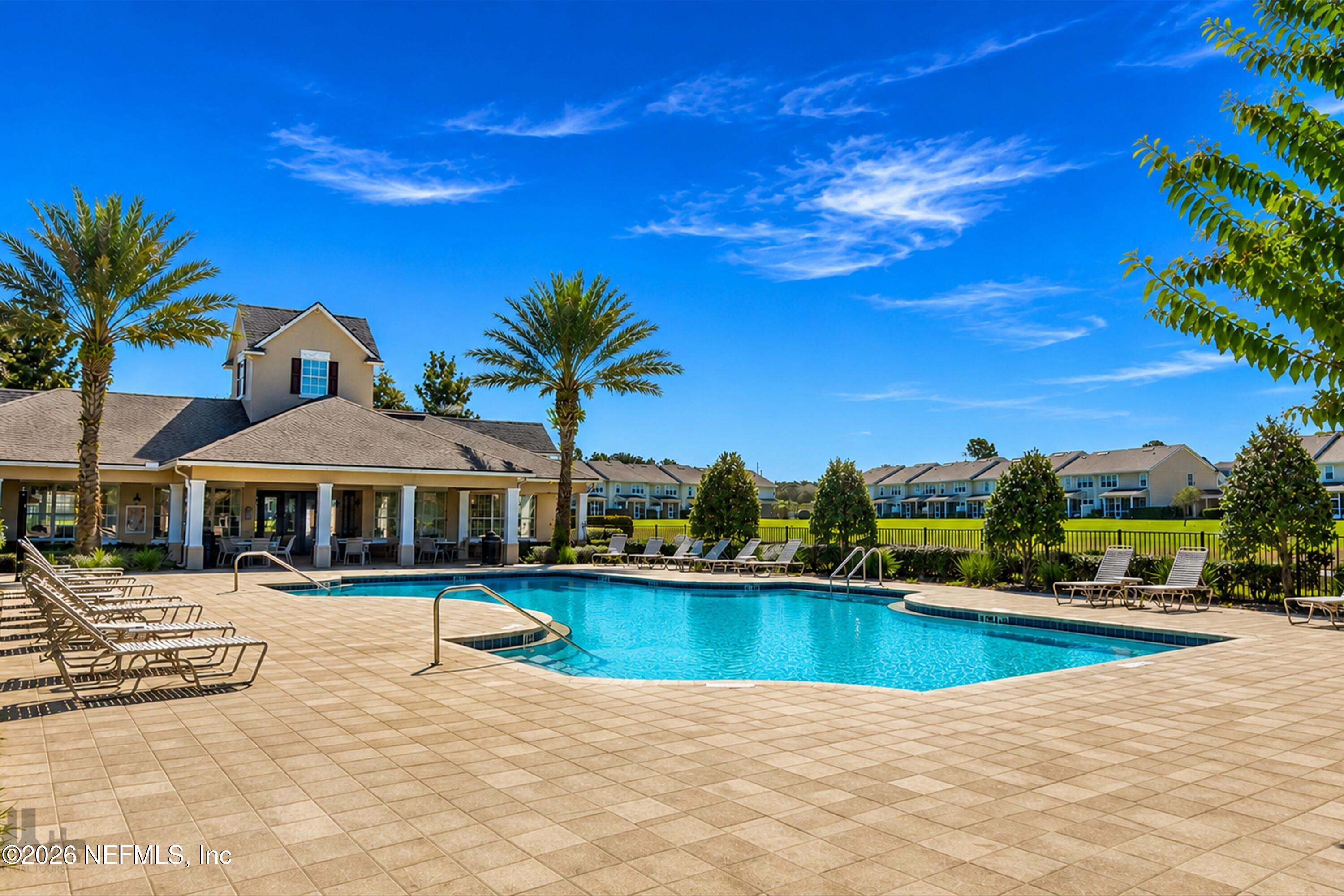6480 YELLOW LEAF Court