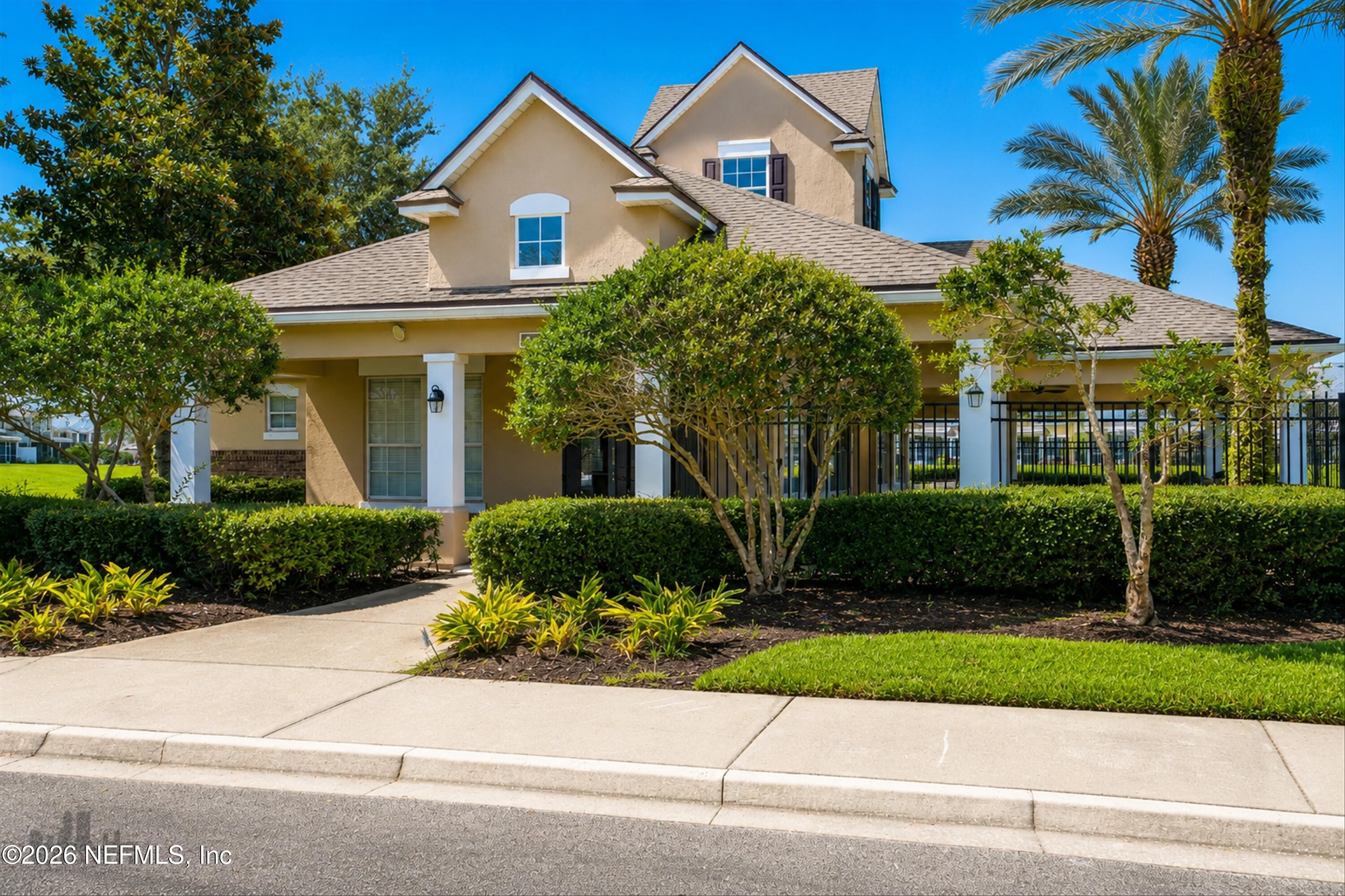 6480 YELLOW LEAF Court