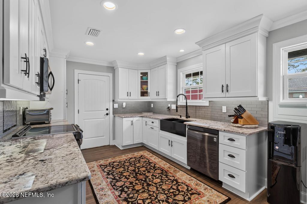 1185 HERITAGE ESTATES Trace