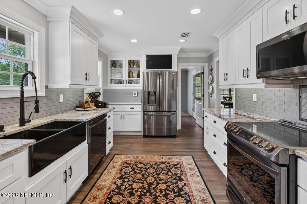 1185 HERITAGE ESTATES Trace